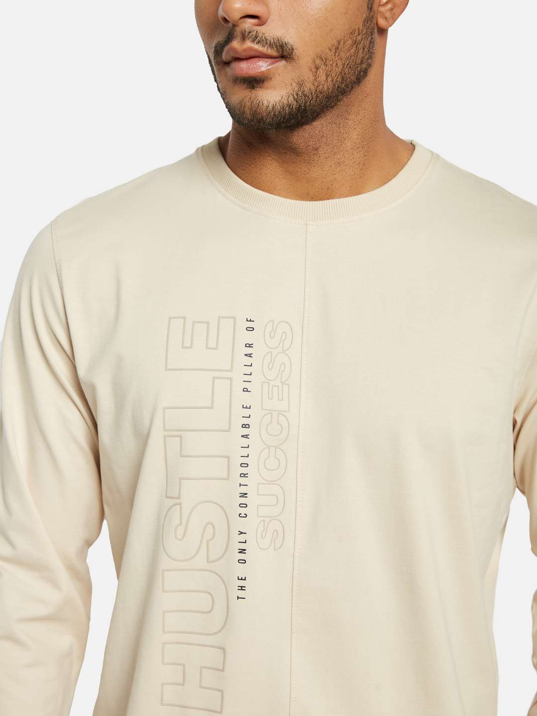METTLE Men Printed Raw Edge T-shirt