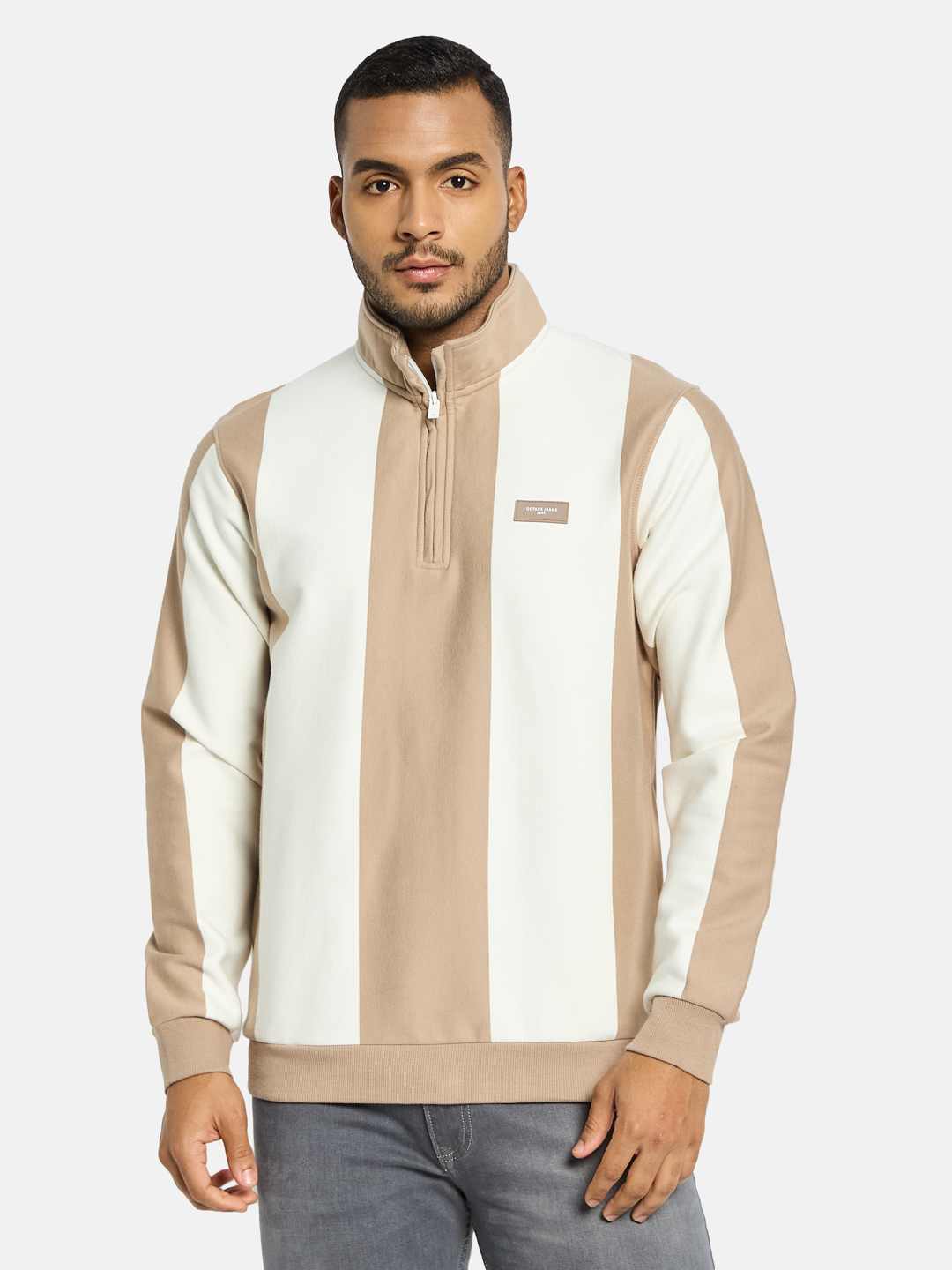 Octave Men Colourblocked Sweatshirt