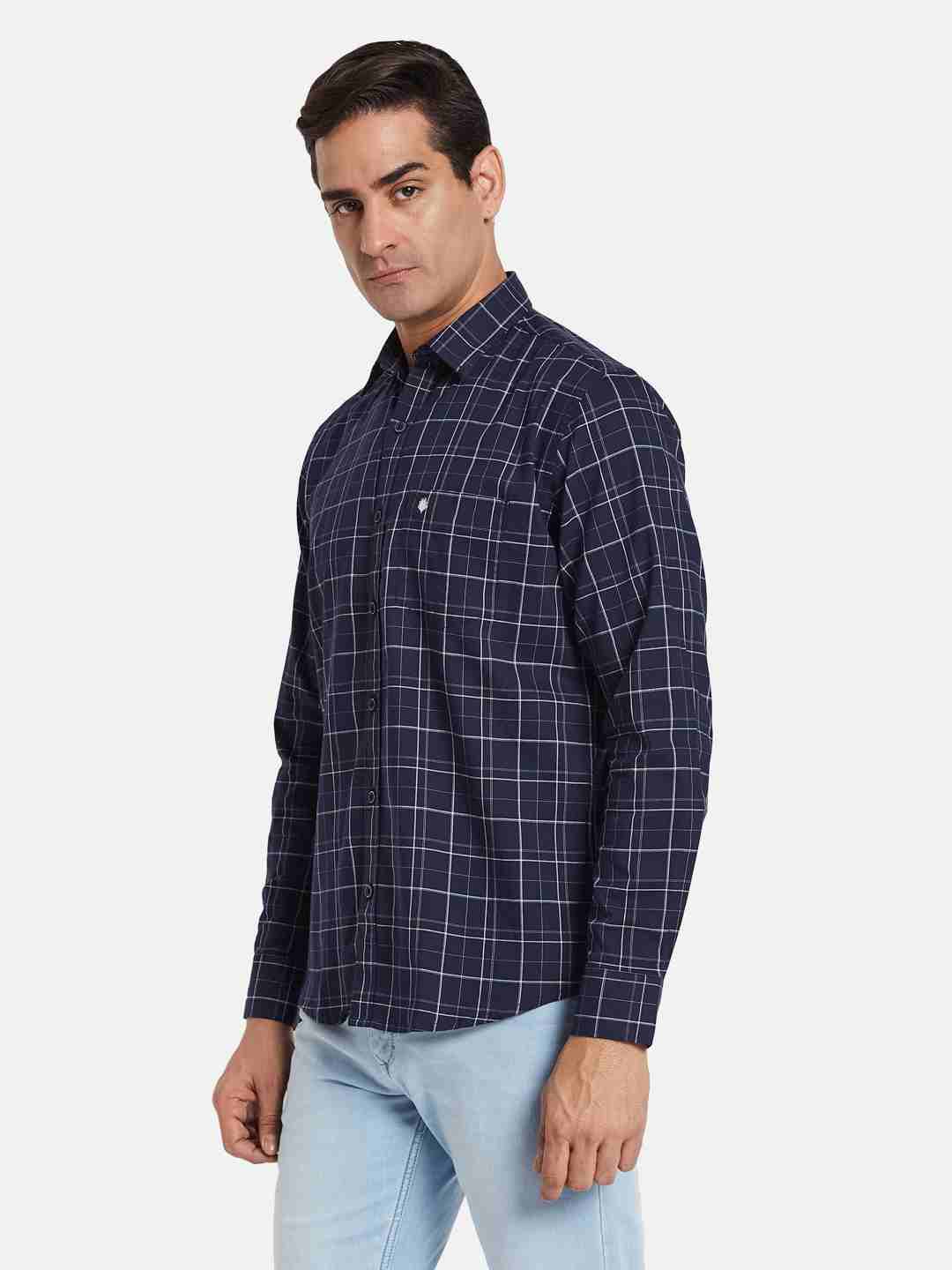 METTLE Men Opaque Checked Casual Shirt