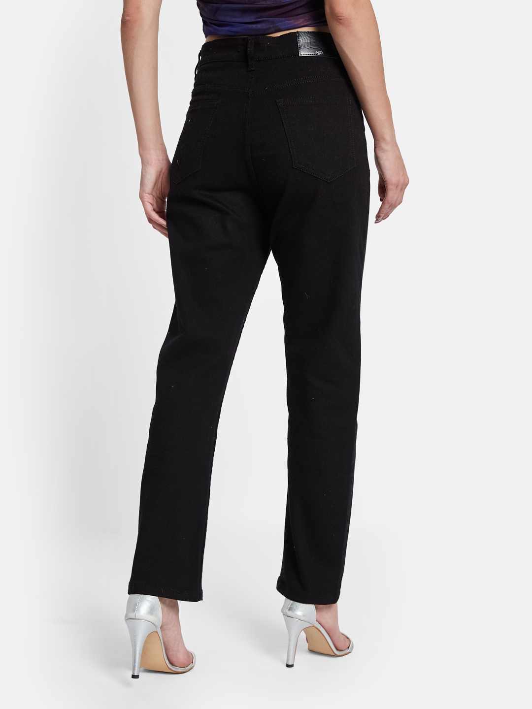 METTLE Women Straight Fit Light Fade Mid-Rise Stretchable Jeans