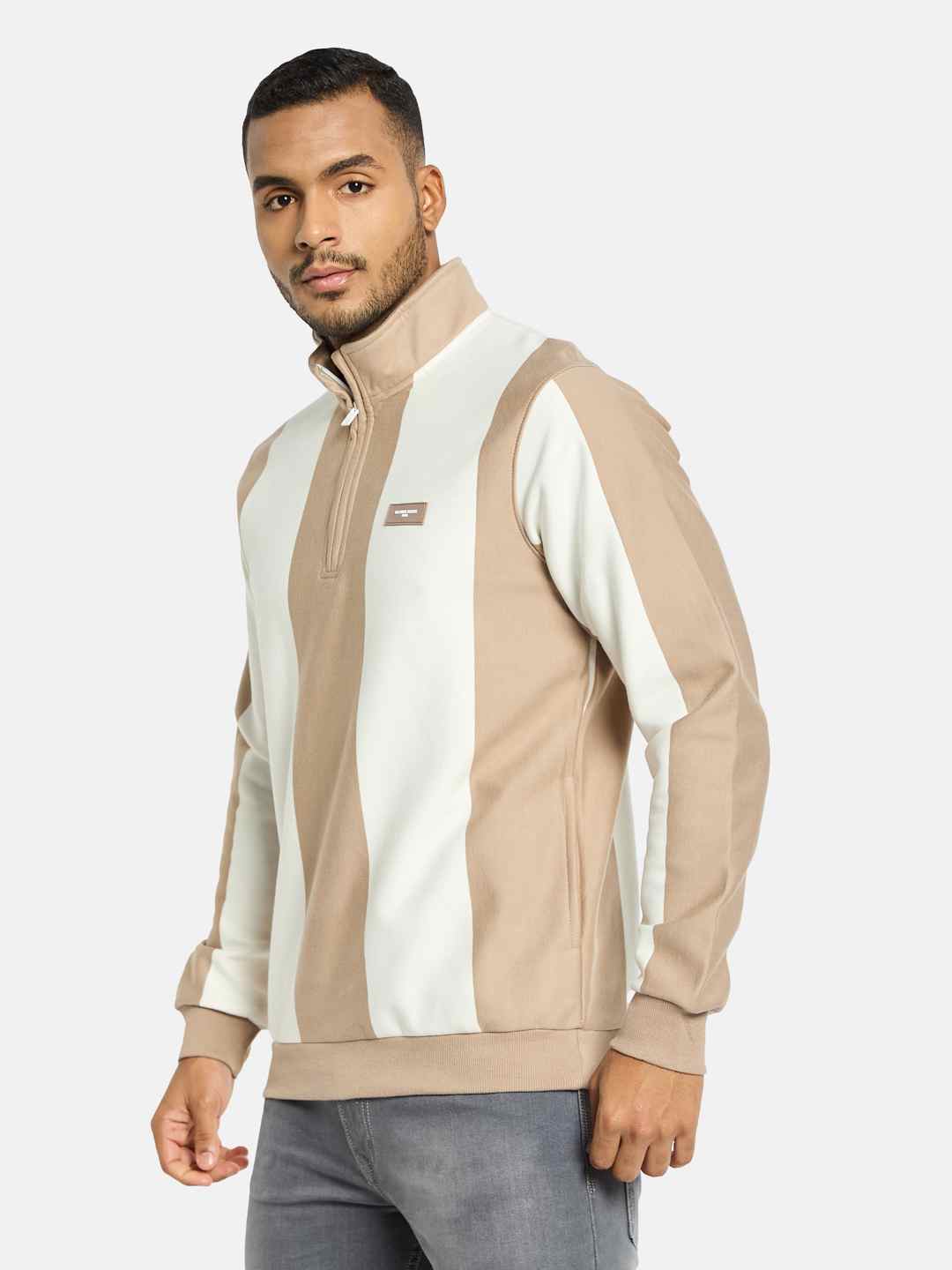 Octave Men Colourblocked Sweatshirt
