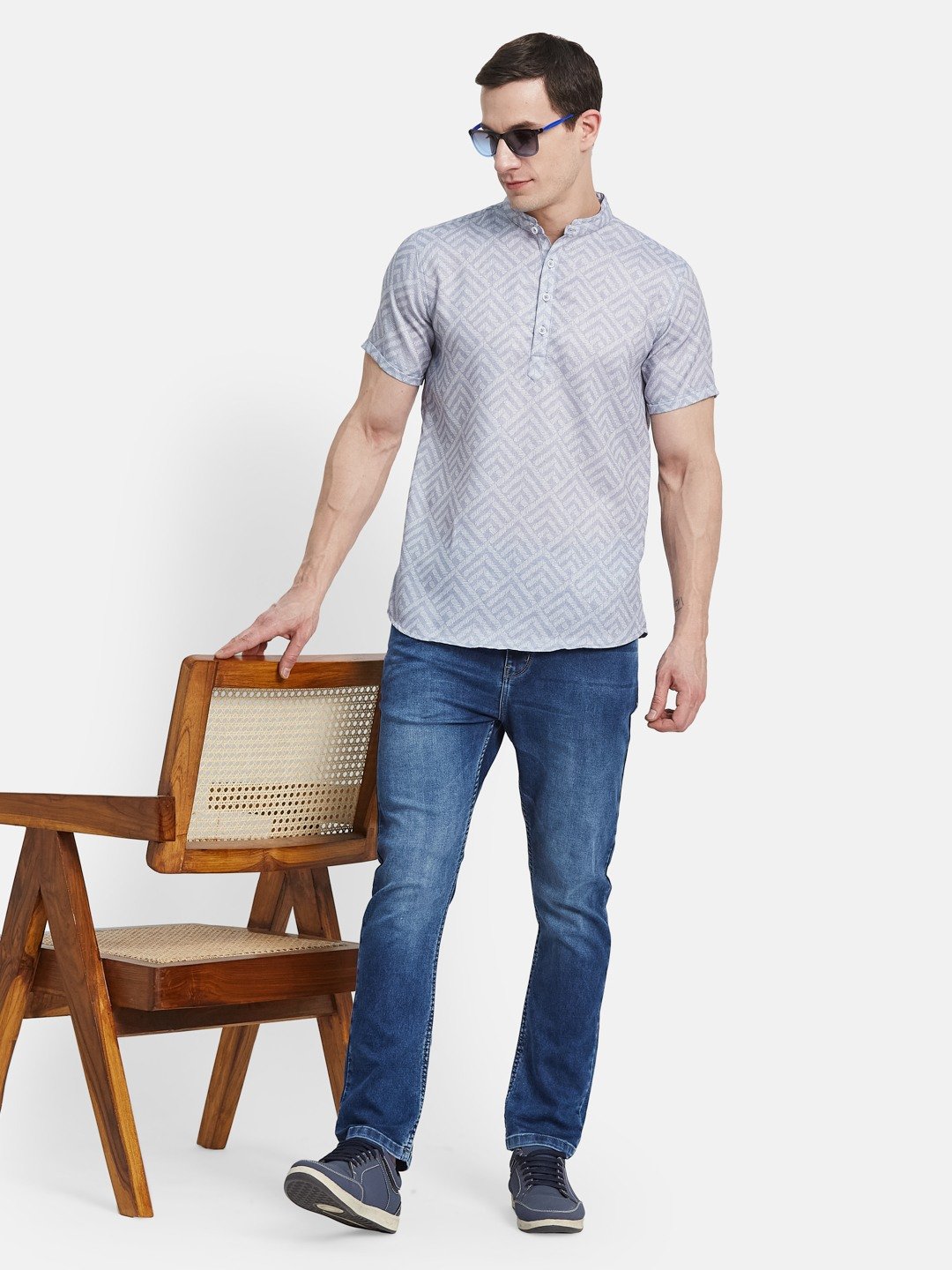 METTLE Men Band Collar Geometric Printed Cotton Casual Shirt