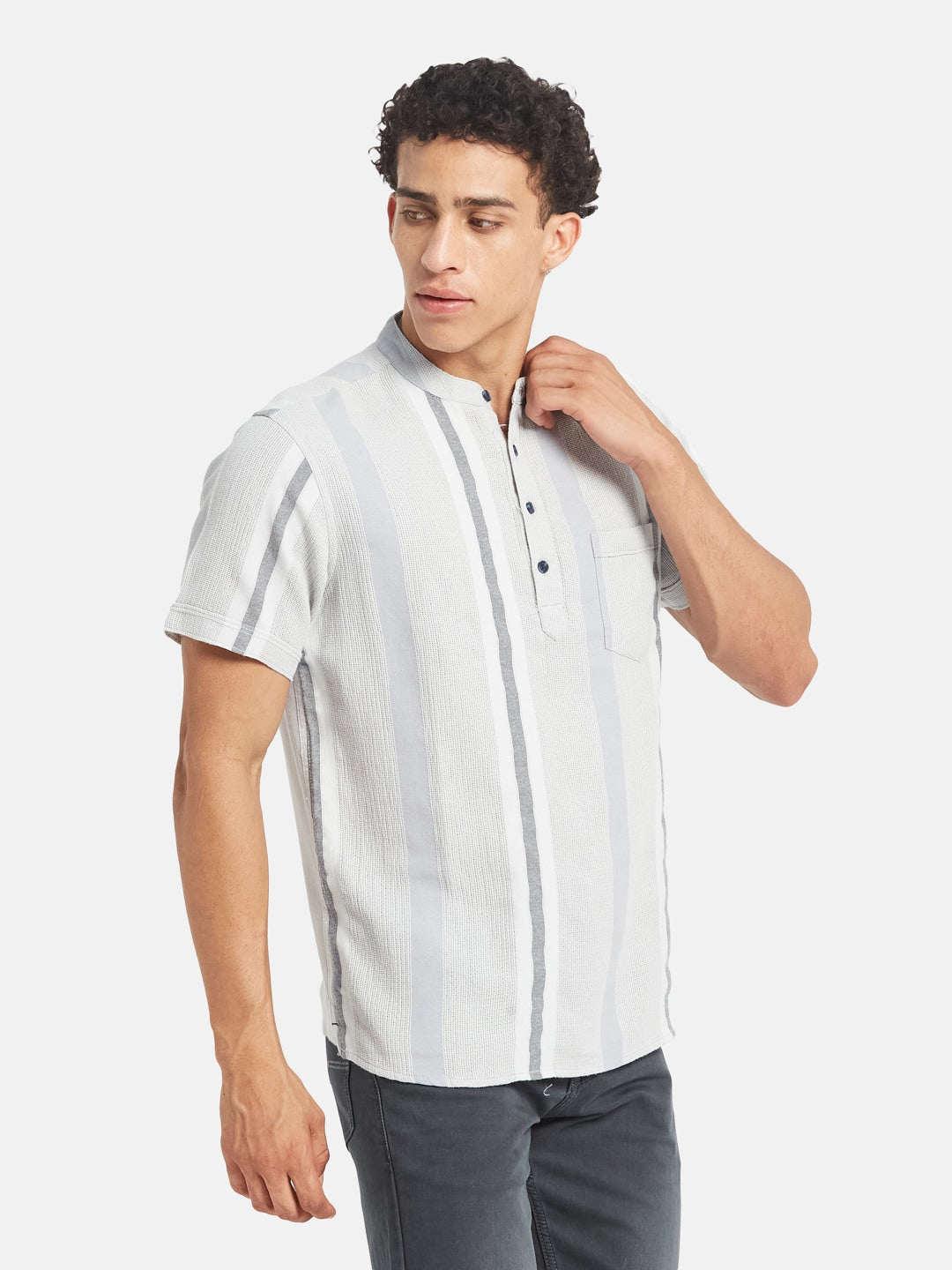 METTLE Men Striped Mandarin Collar Cotton T-shirt