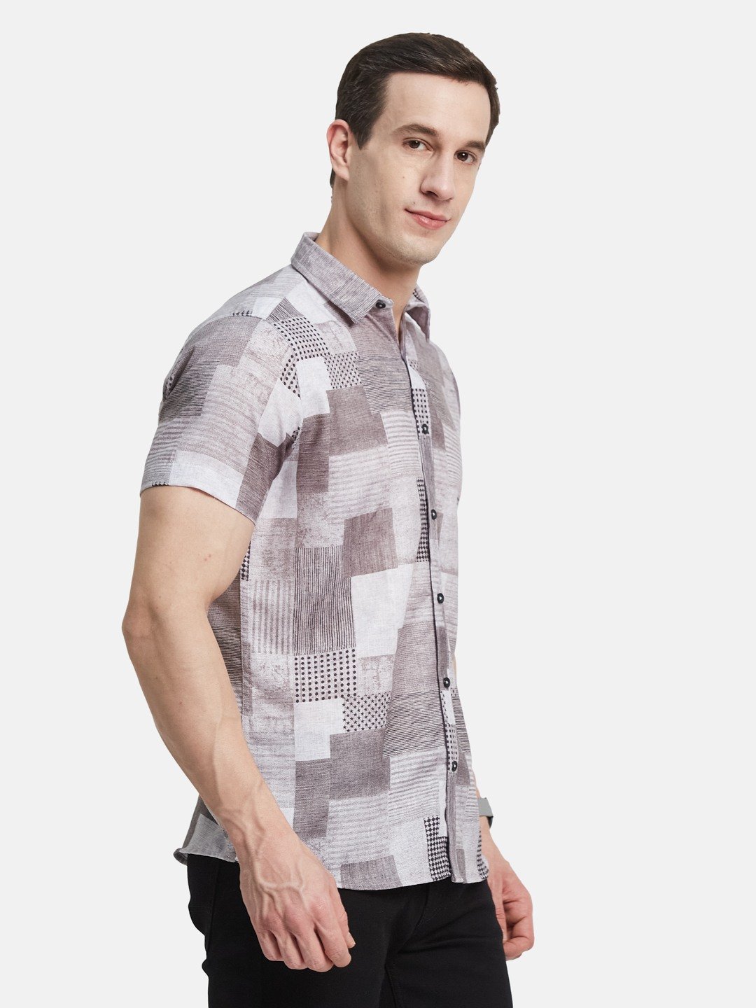 METTLE Men Spread Collar Geometric Printed Cotton Casual Shirt