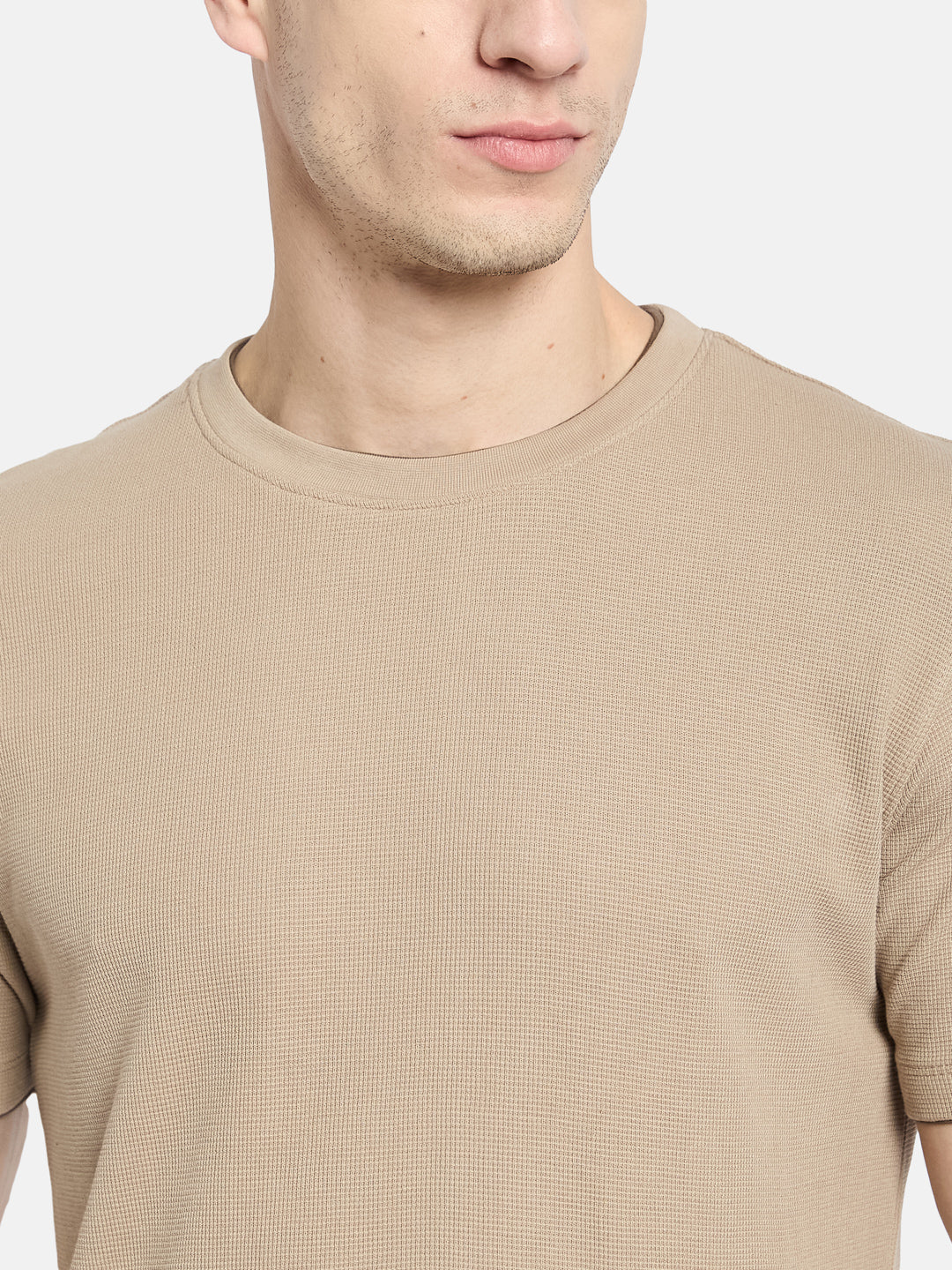 Octave Men T-shirt