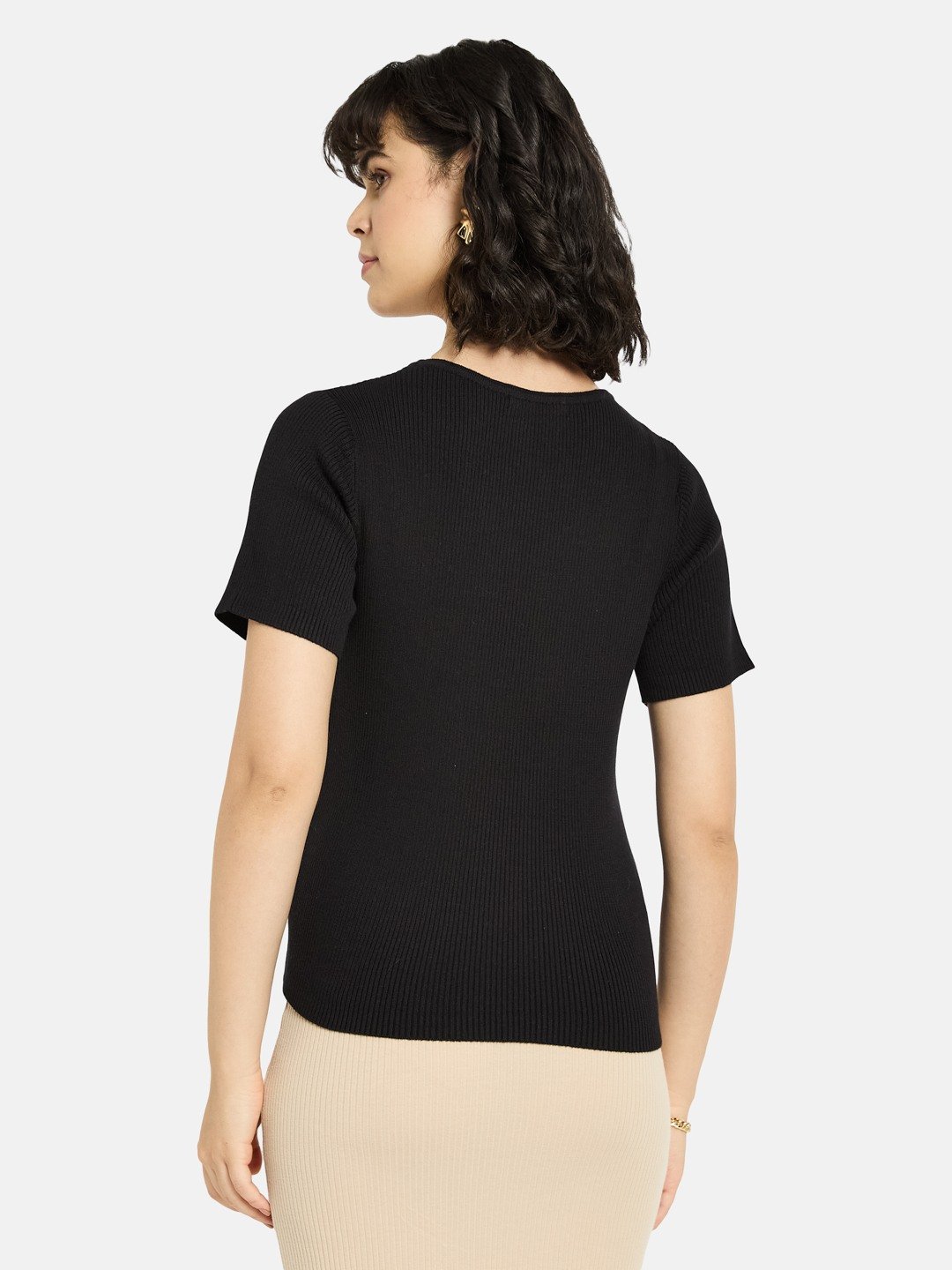 METTLE Women Solid V-Neck Cotton T-shirt