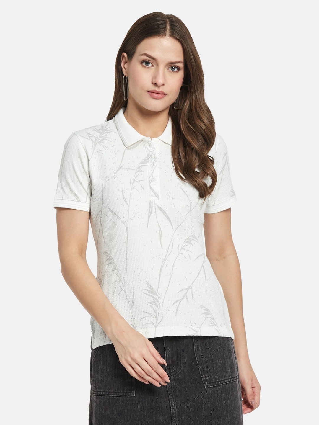 METTLE Women Floral Printed Polo Collar T-shirt