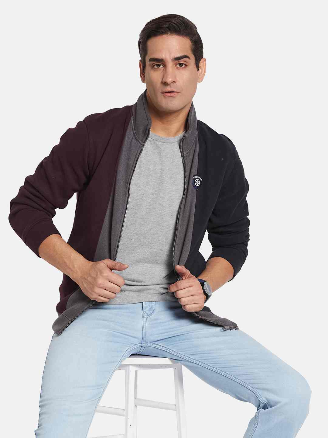 Octave Men Colourblocked Long Sleeves Sweatshirt