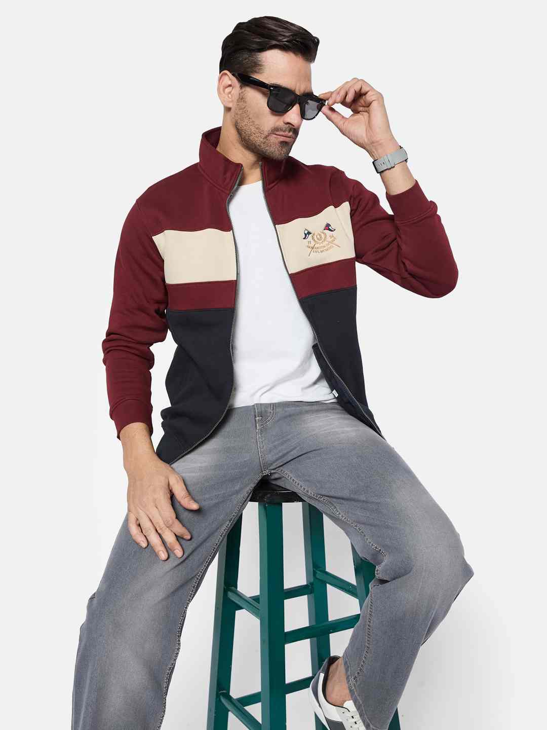 Octave Men Colourblocked Sweatshirt