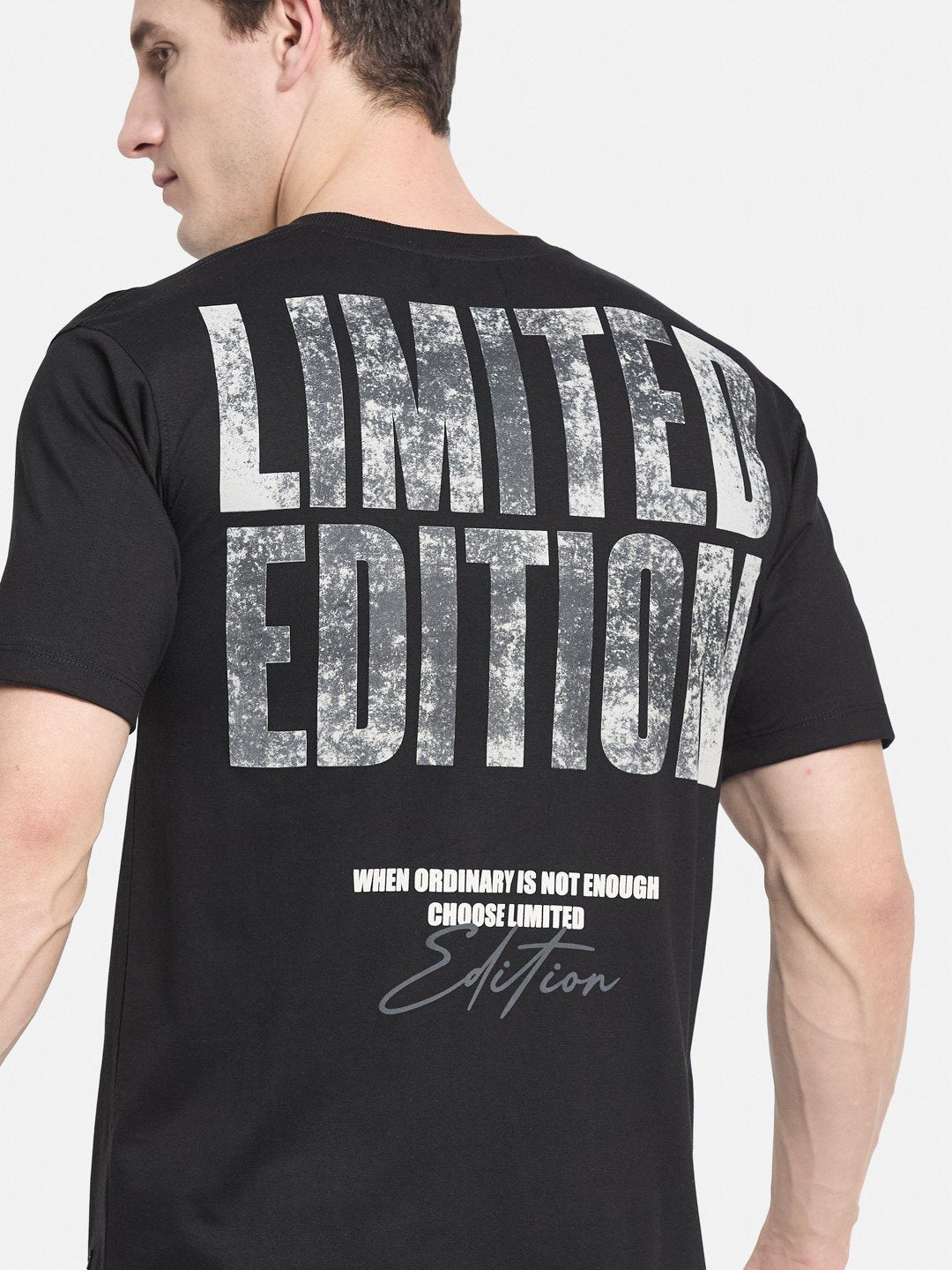 BACK  PRINT ROUND NECK SINGLE JERSEY KNIT T-SHIRT