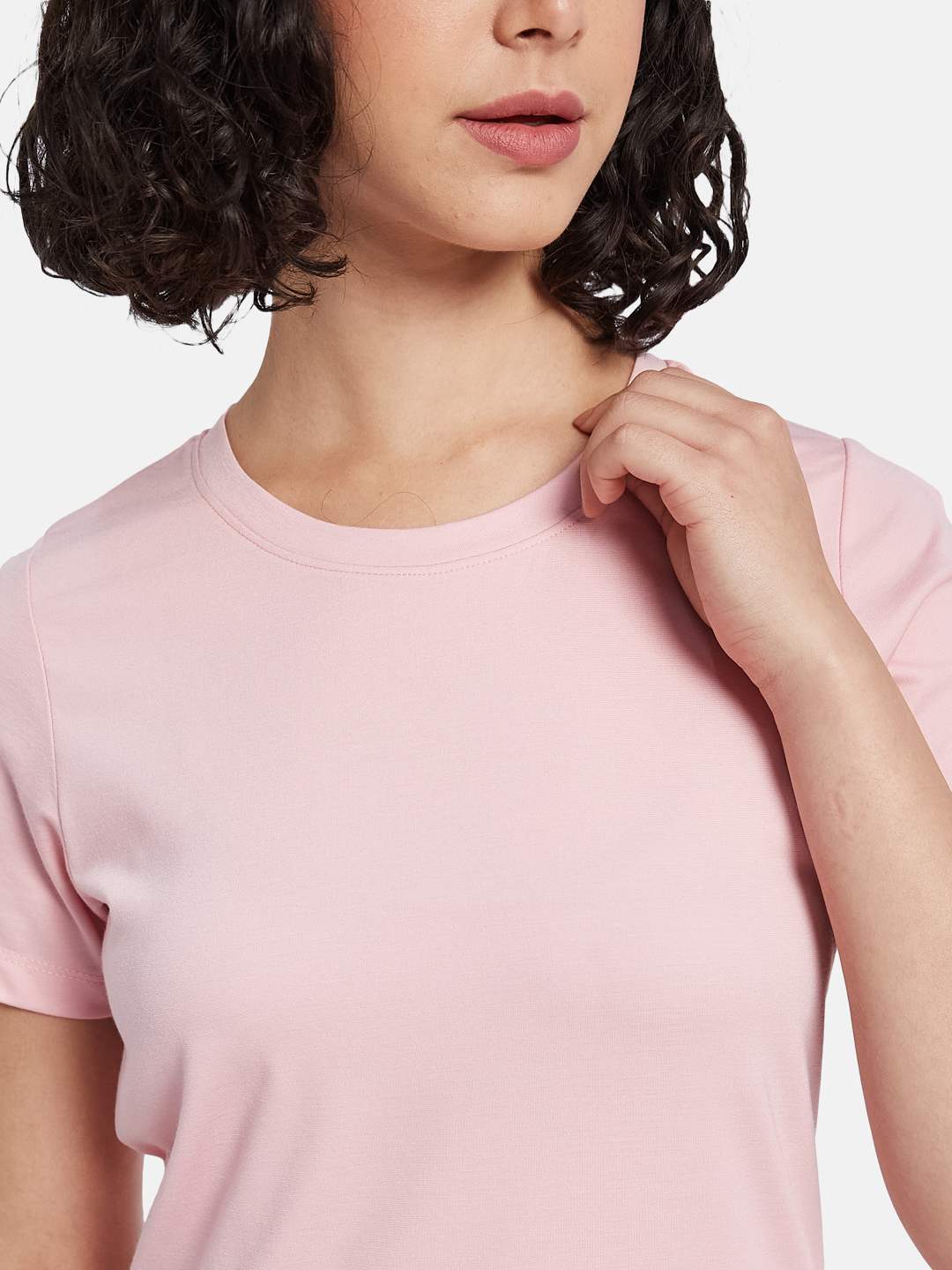 METTLE Women T-shirt