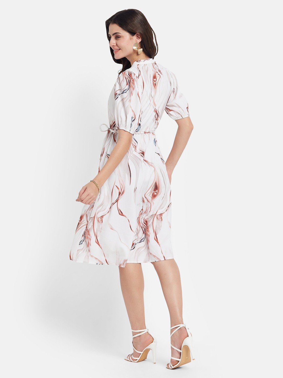 METTLE Women Abstract Print Tie-Ups Puff Sleeves Fit & Flare Dress