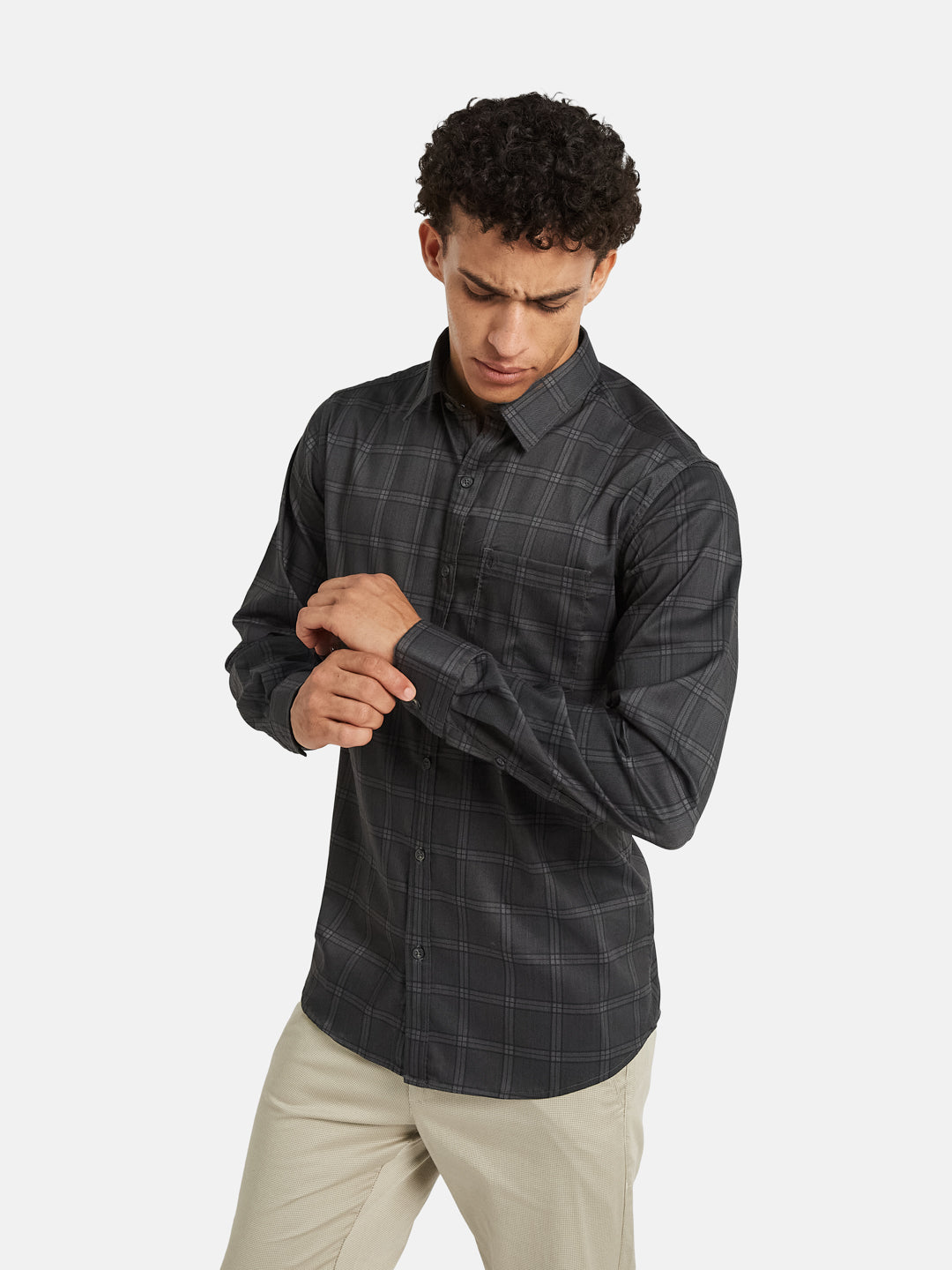 METTLE Men Checked Spread Collar Cotton Casual Shirt