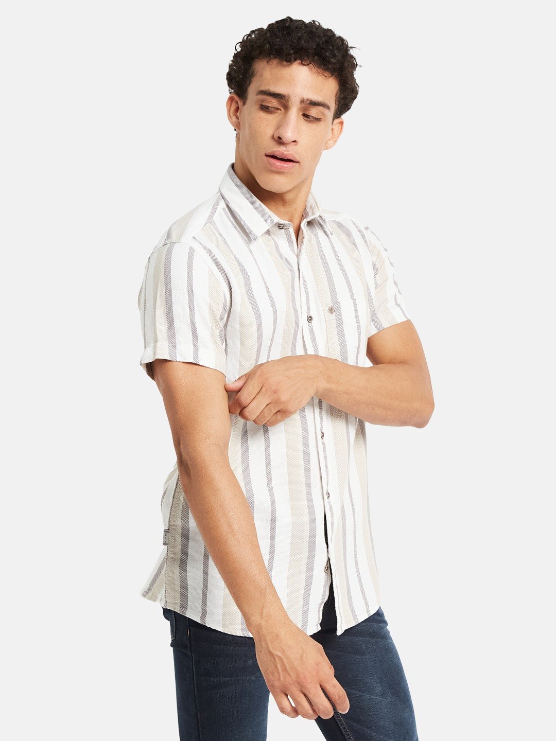 METTLE Striped Short Sleeves Spread Collar Cotton Opaque Regular Fit Casual Shirt