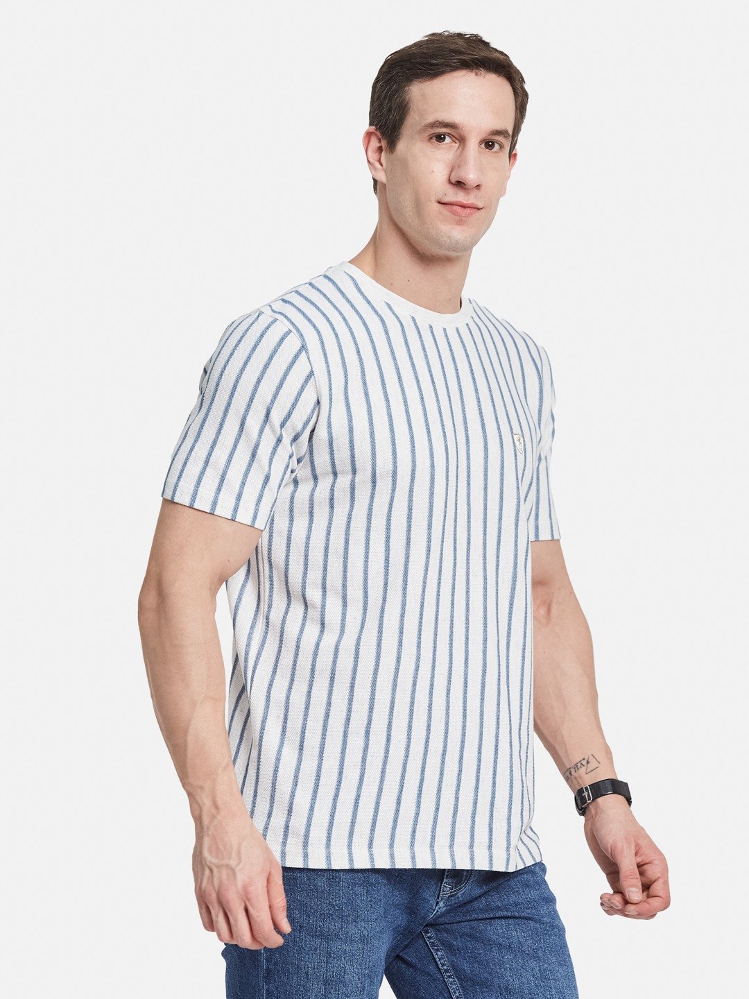 VERTICAL STRIPE ROUND NECK POPCORN KNIT  T-SHIRT