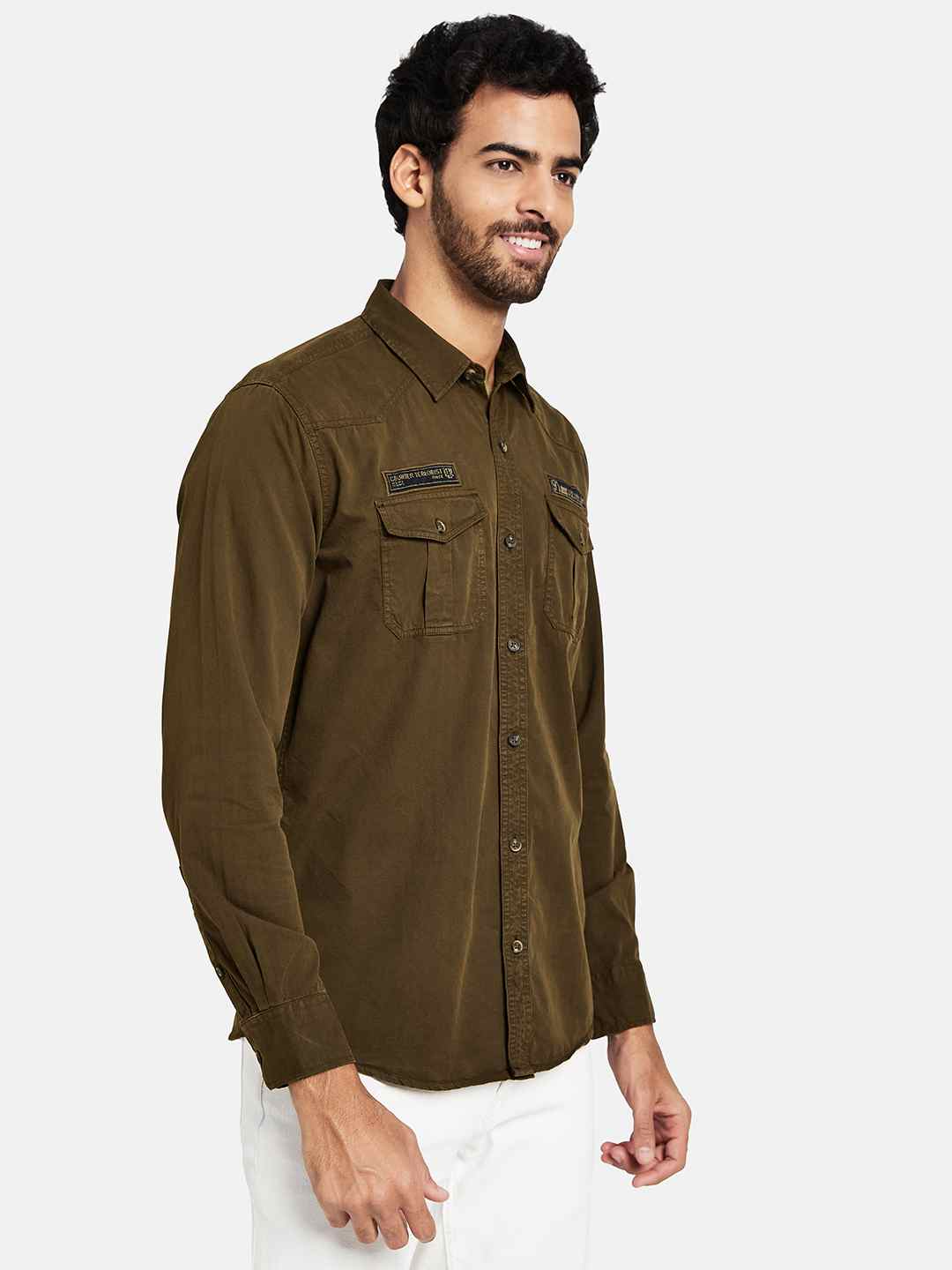 Mettle Spread Collar Cotton Casual Shirt