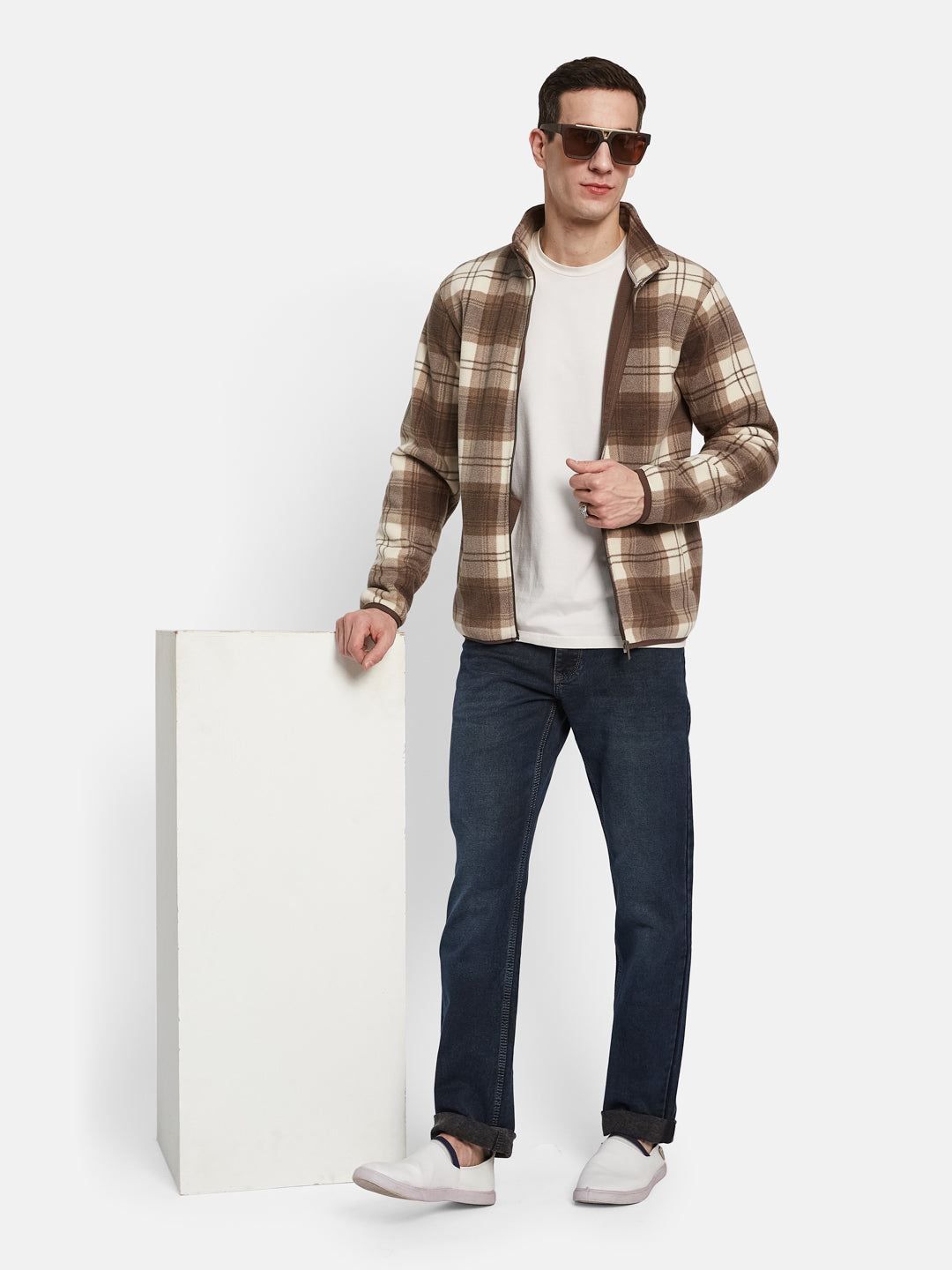 Octave Men Straight Fit Light Fade Stretchable Jeans