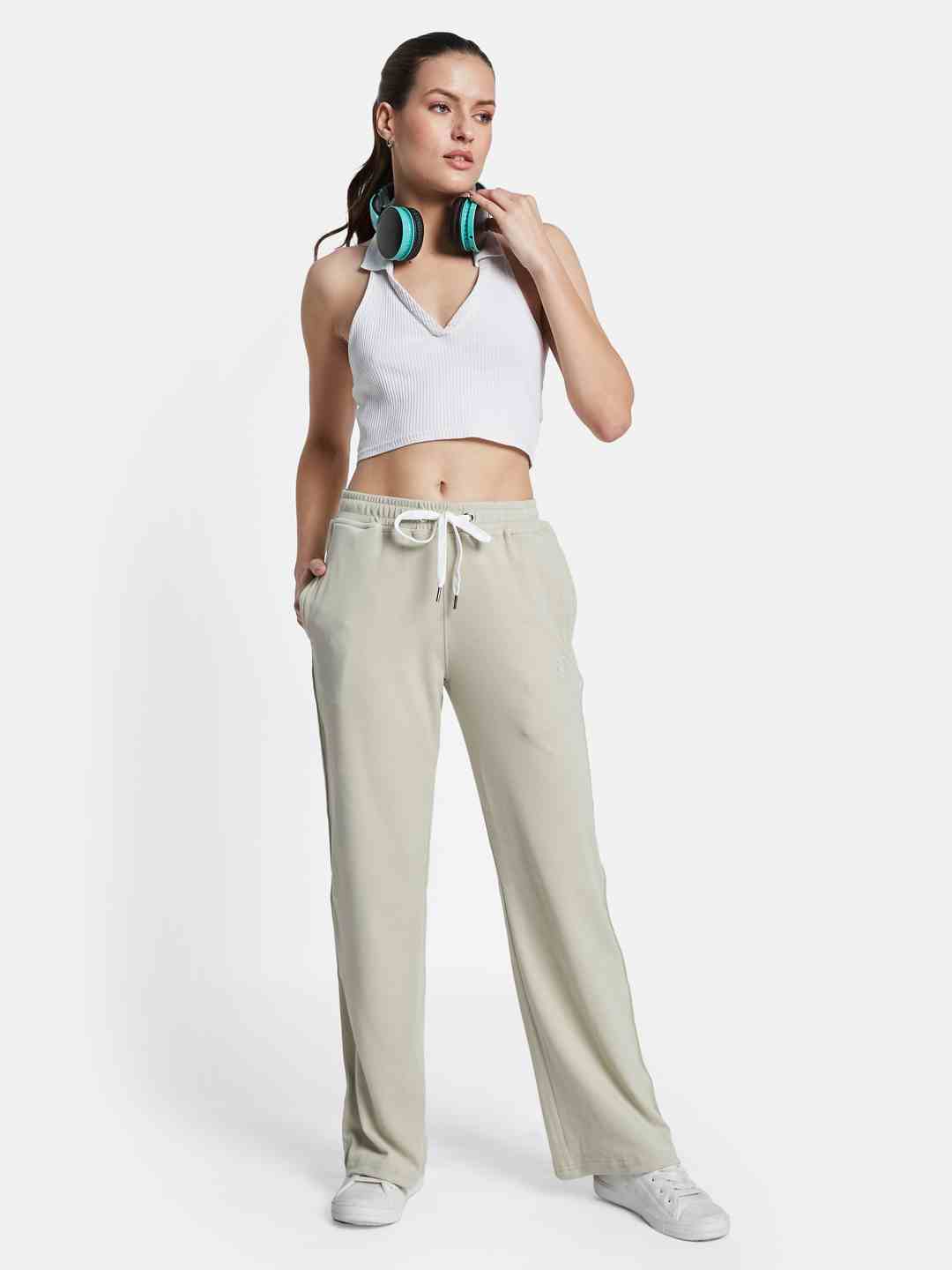 METTLE Women Mid Rise Track Pants