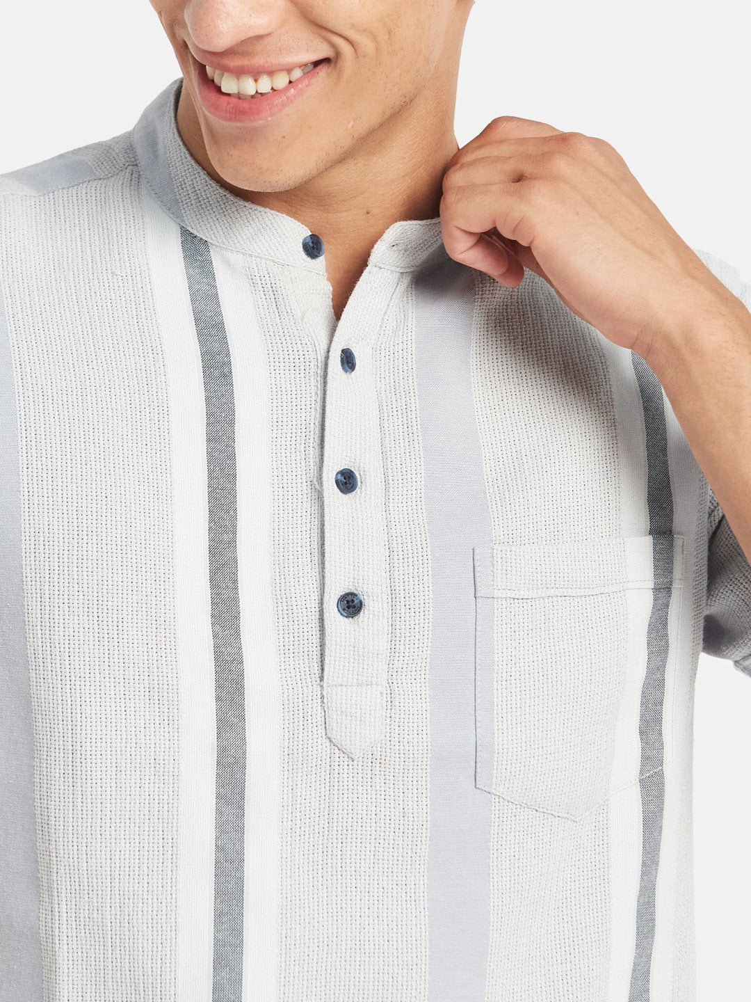 METTLE Men Striped Mandarin Collar Cotton T-shirt