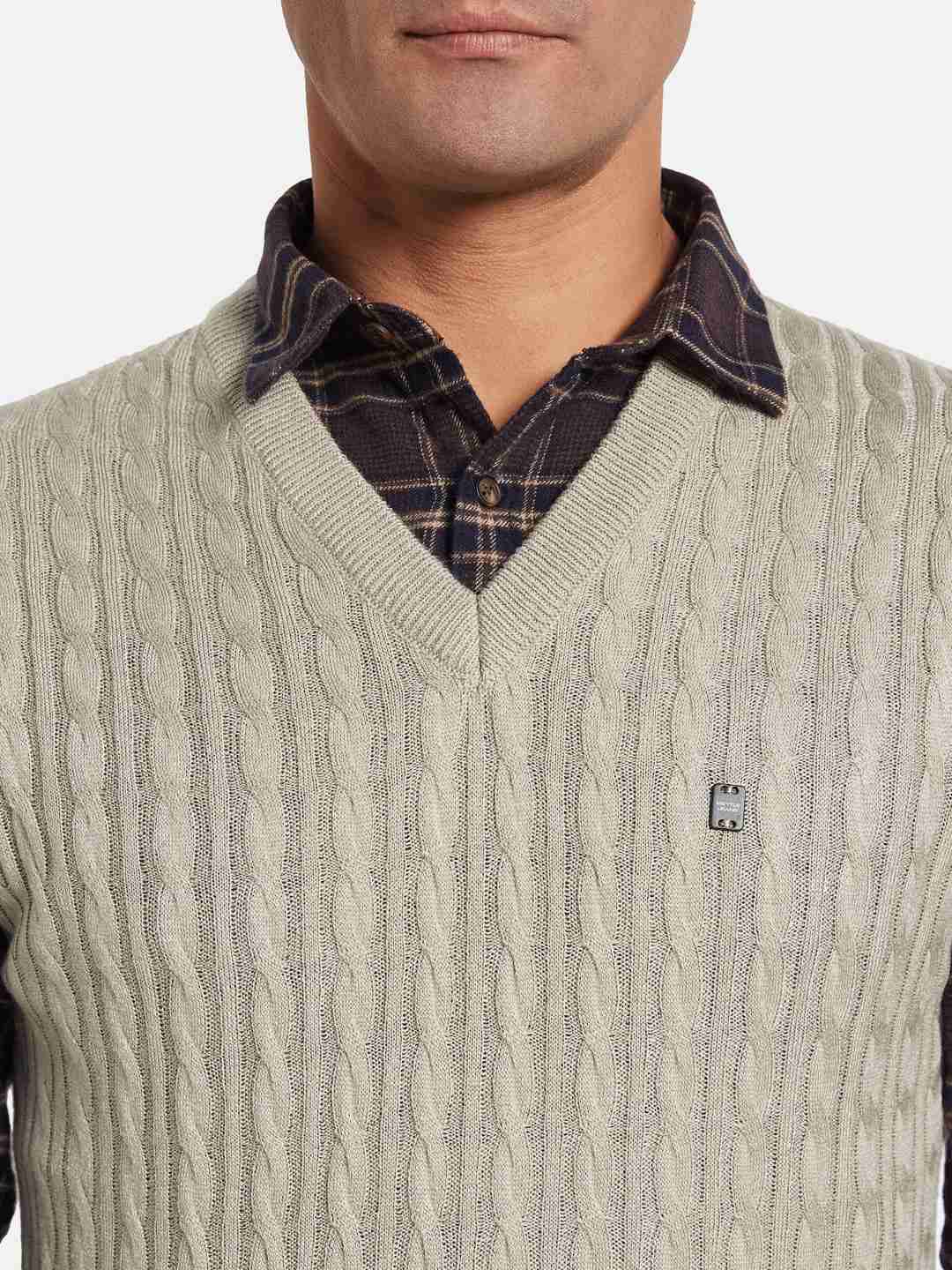 METTLE Men Sweater Vest