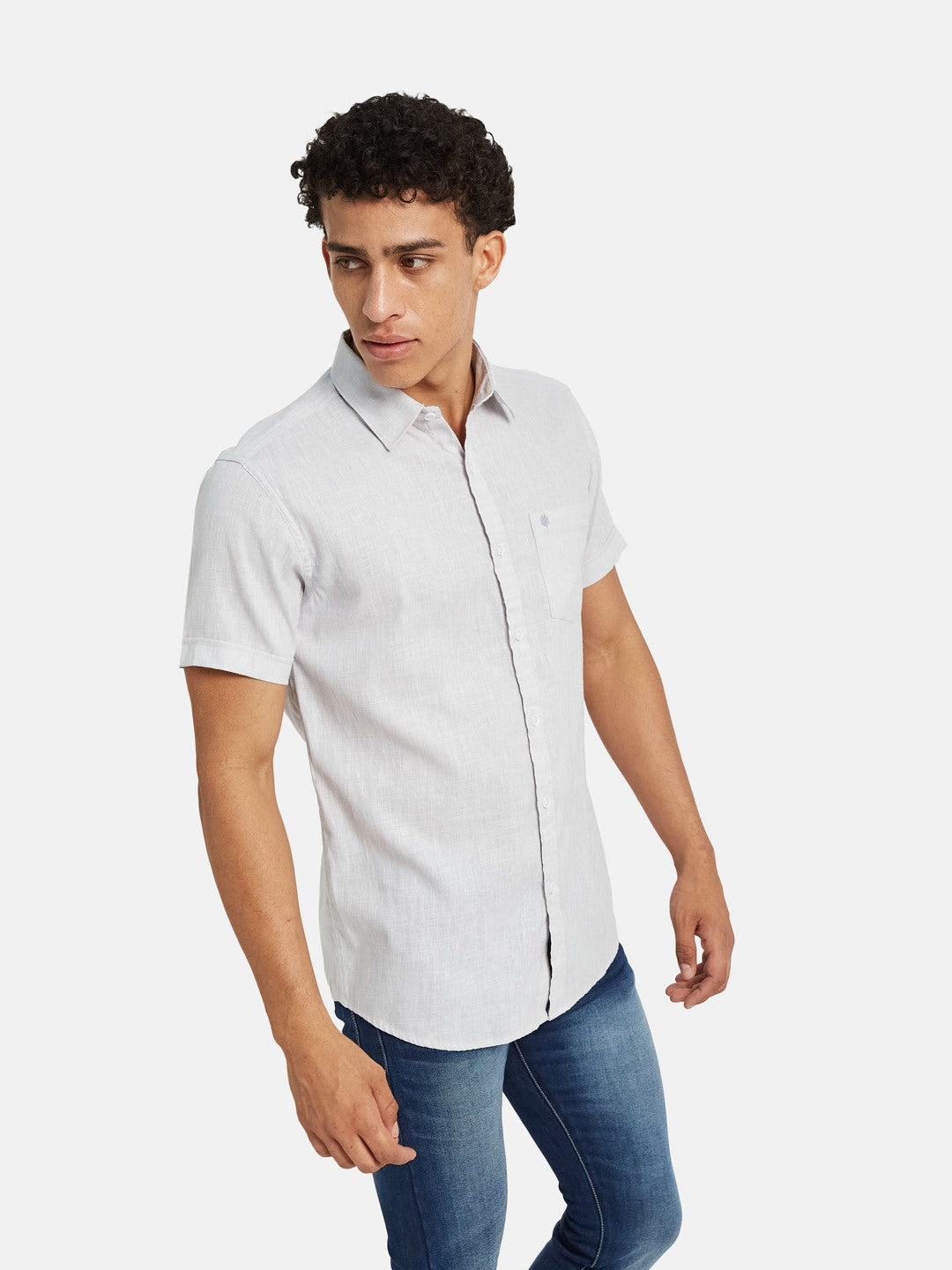 METTLE Men Solid Spread Collar Cotton Casual Shirt