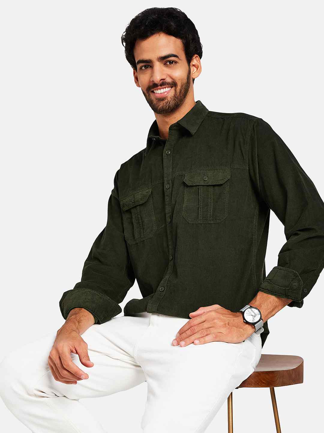 Mettle Spread Collar Cotton Casual Shirt