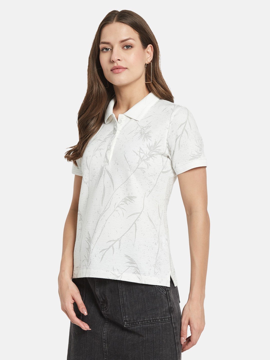 METTLE Women Floral Printed Polo Collar T-shirt