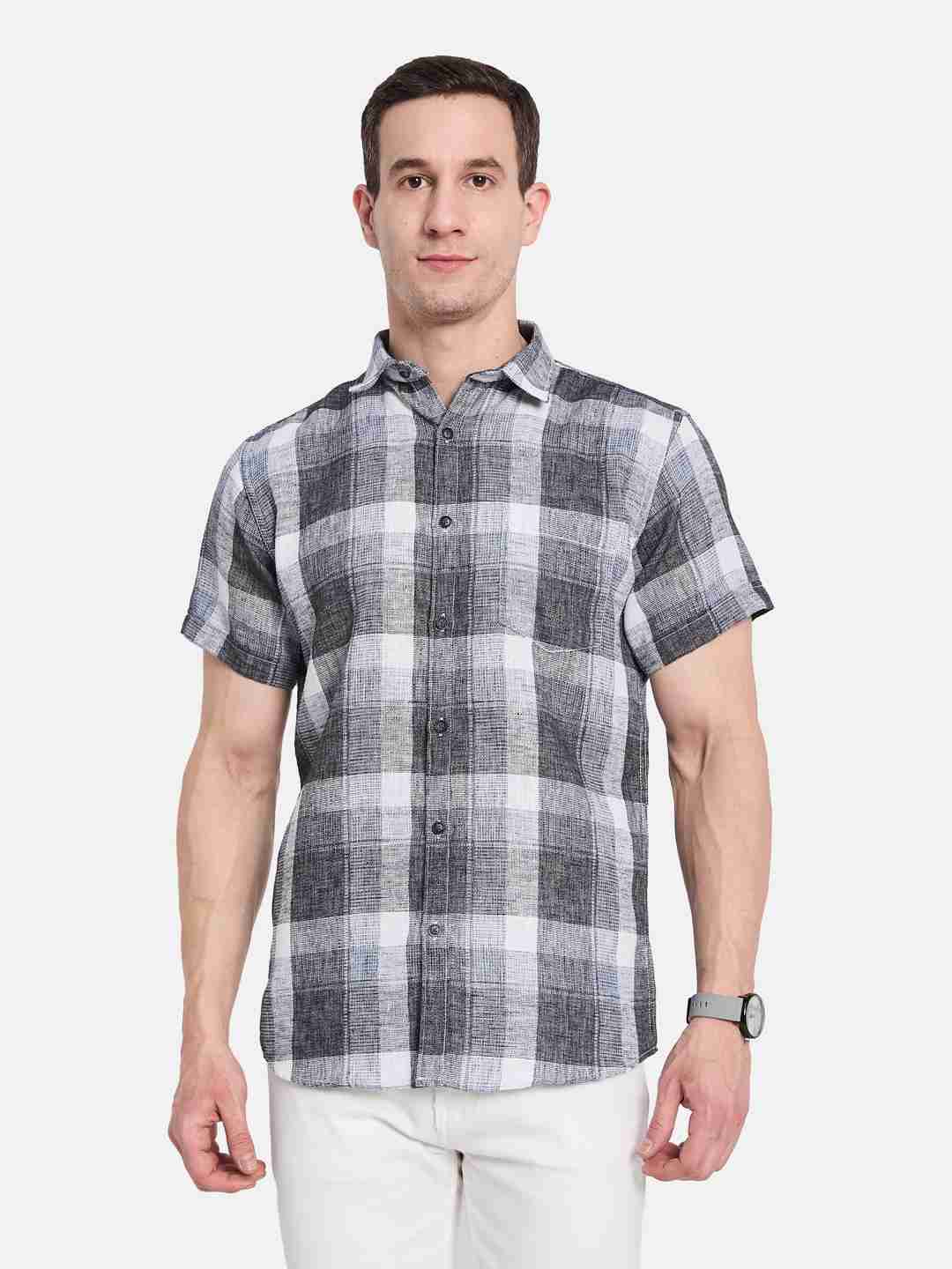METTLE Men Opaque Checked Casual Shirt