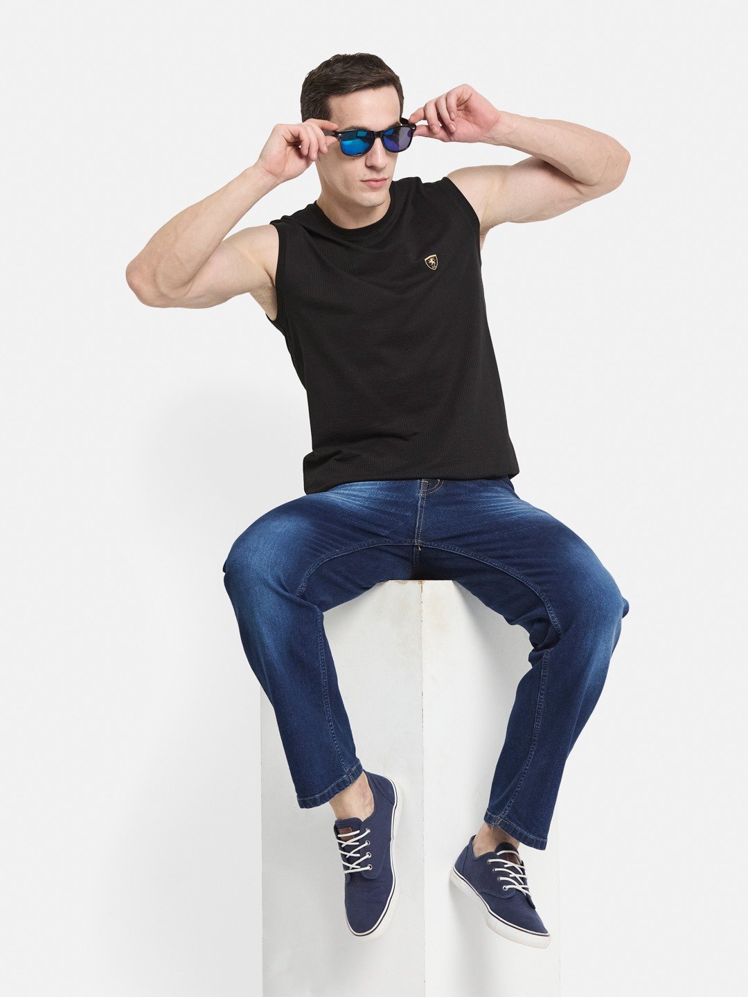 CORE ROUND NECK SHANDOW  SEER SUCKER T-SHIRT