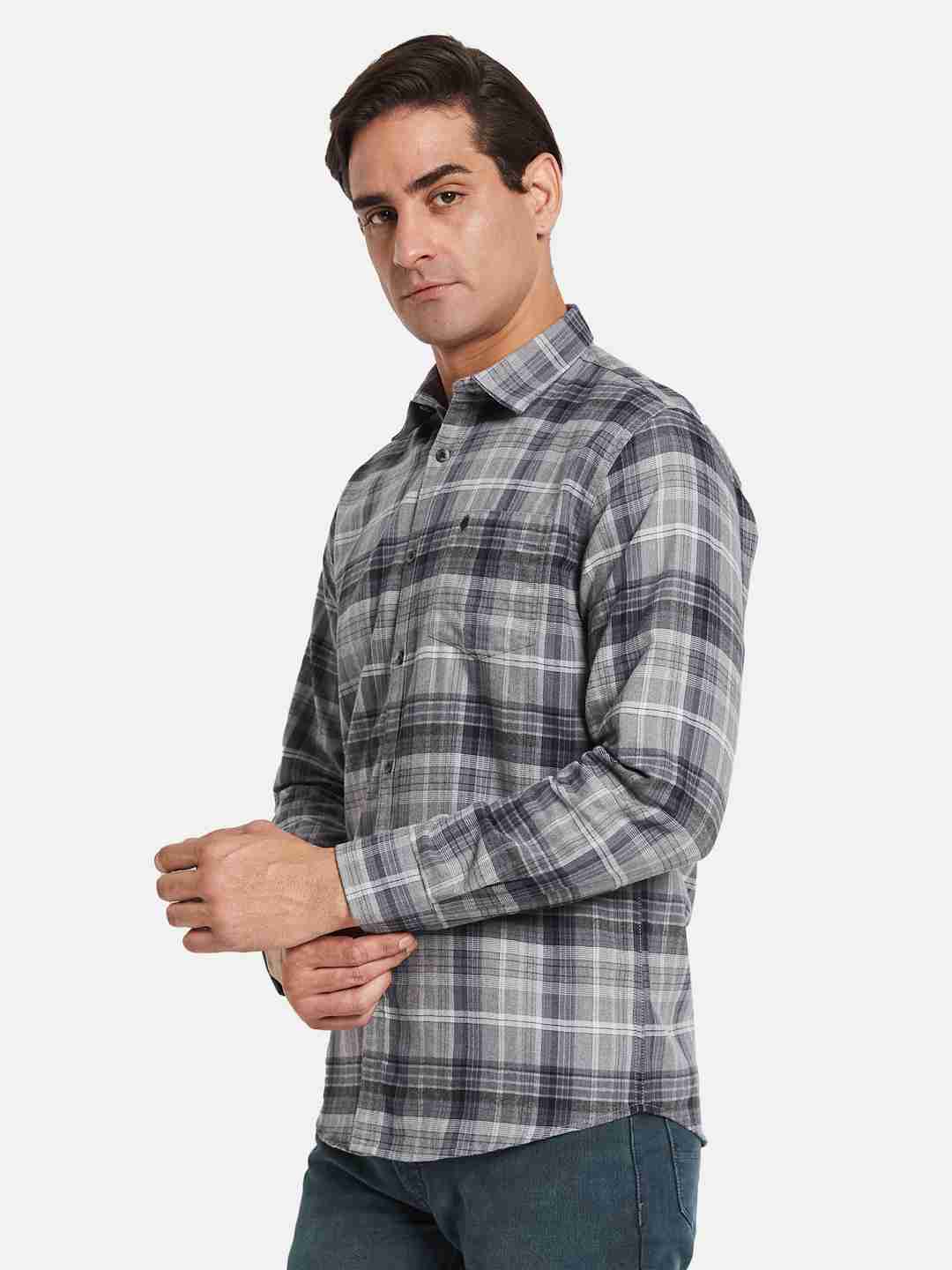METTLE Men Multi Stripes Opaque Striped Casual Shirt