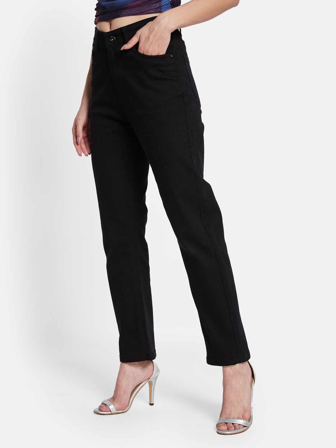 METTLE Women Straight Fit Light Fade Mid-Rise Stretchable Jeans