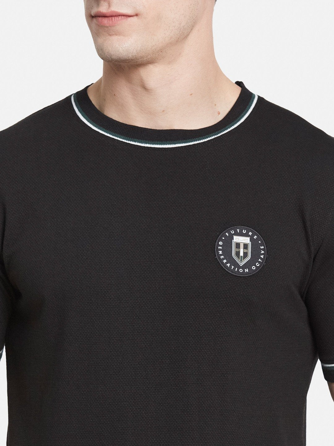 SOLID ROUND NECK POPCORN KNIT T-SHIRT