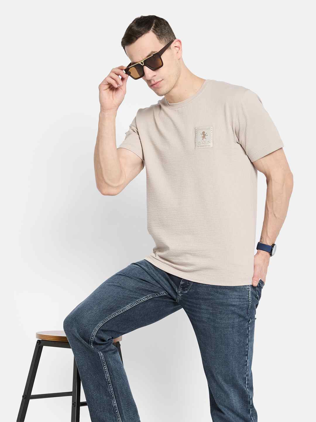 Octave Men T-shirt