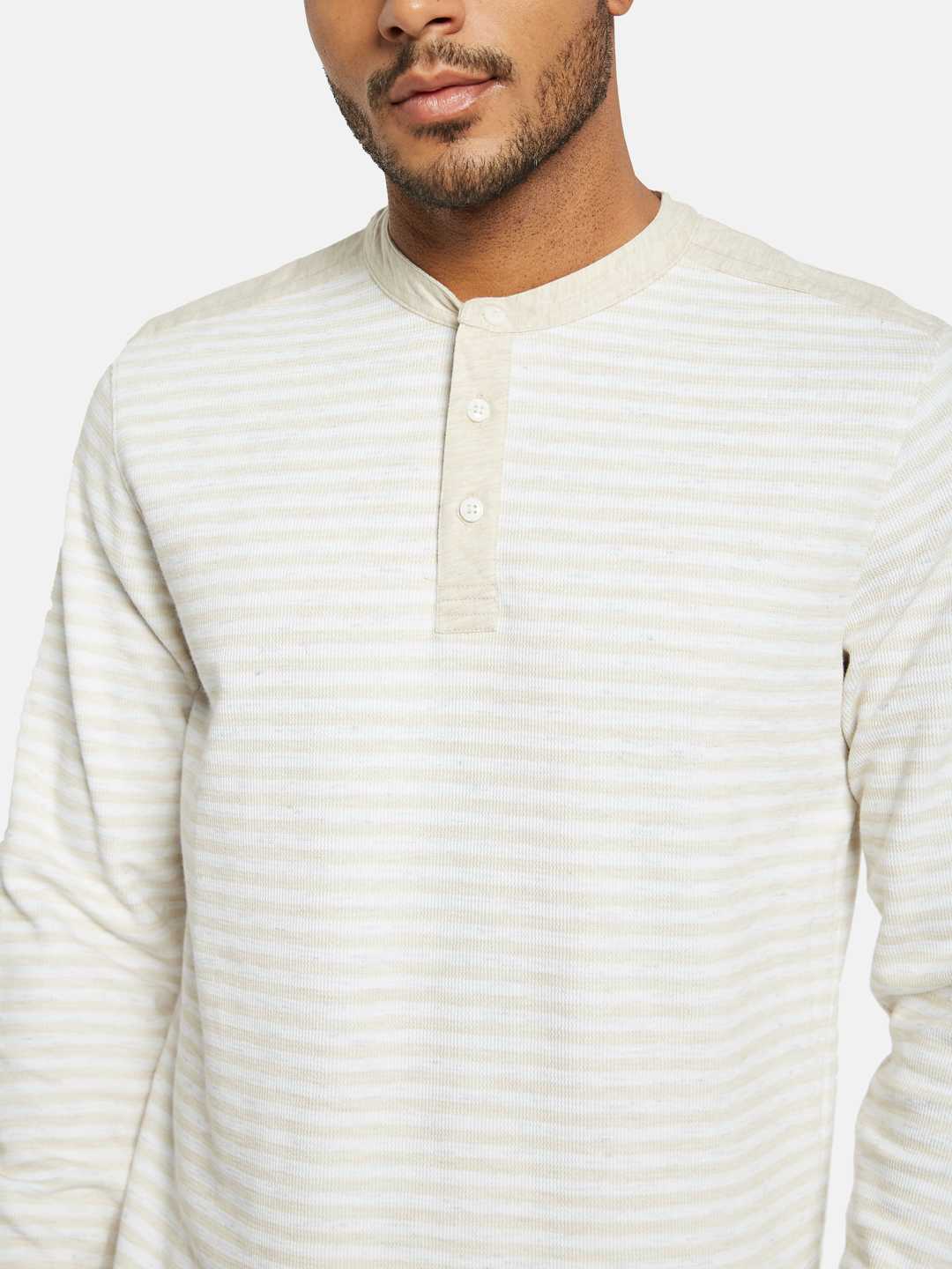 METTLE Men Striped Mandarin Collar Pockets T-shirt