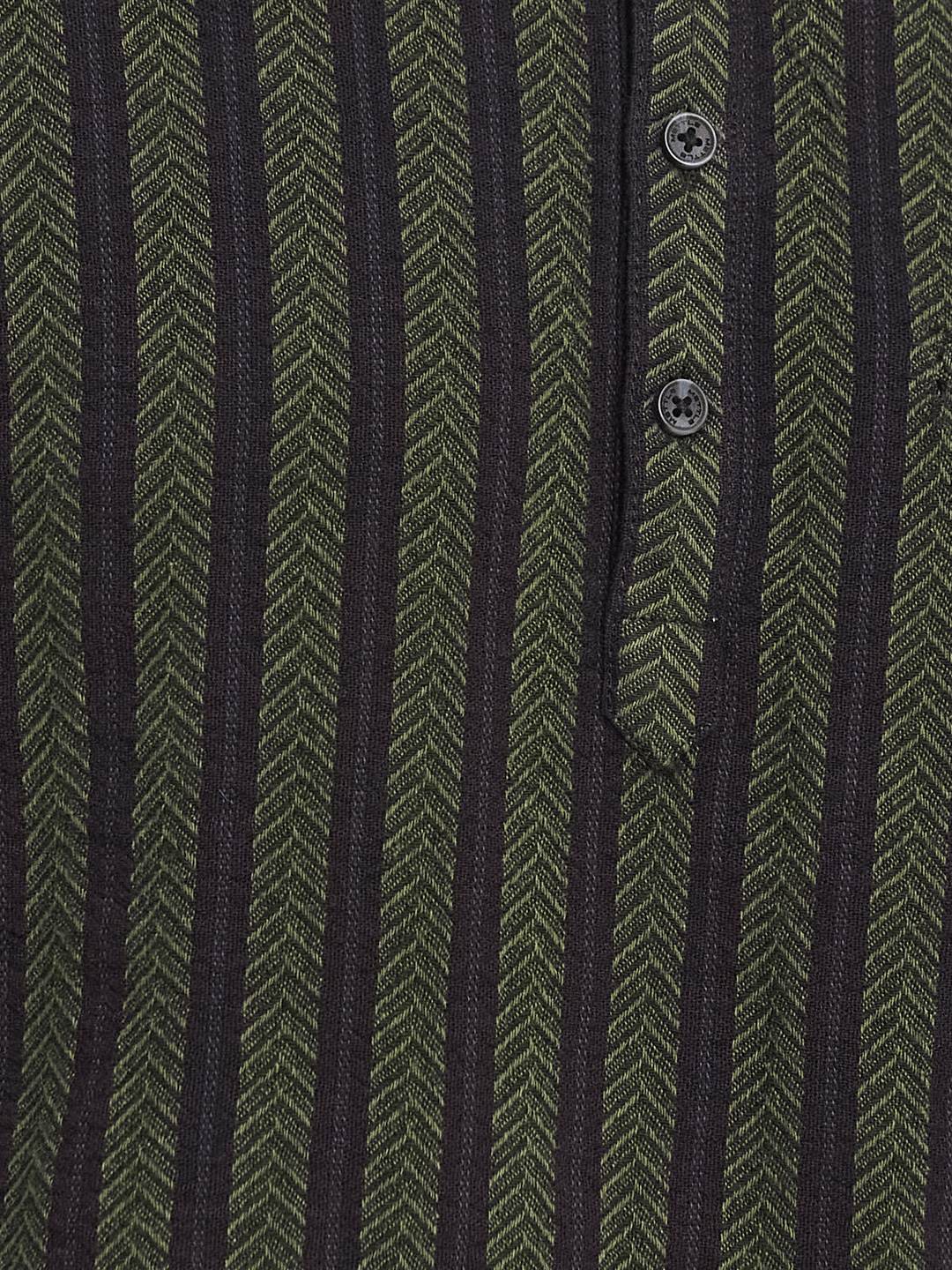 METTLE Men Striped Mandarin Collar T-shirt