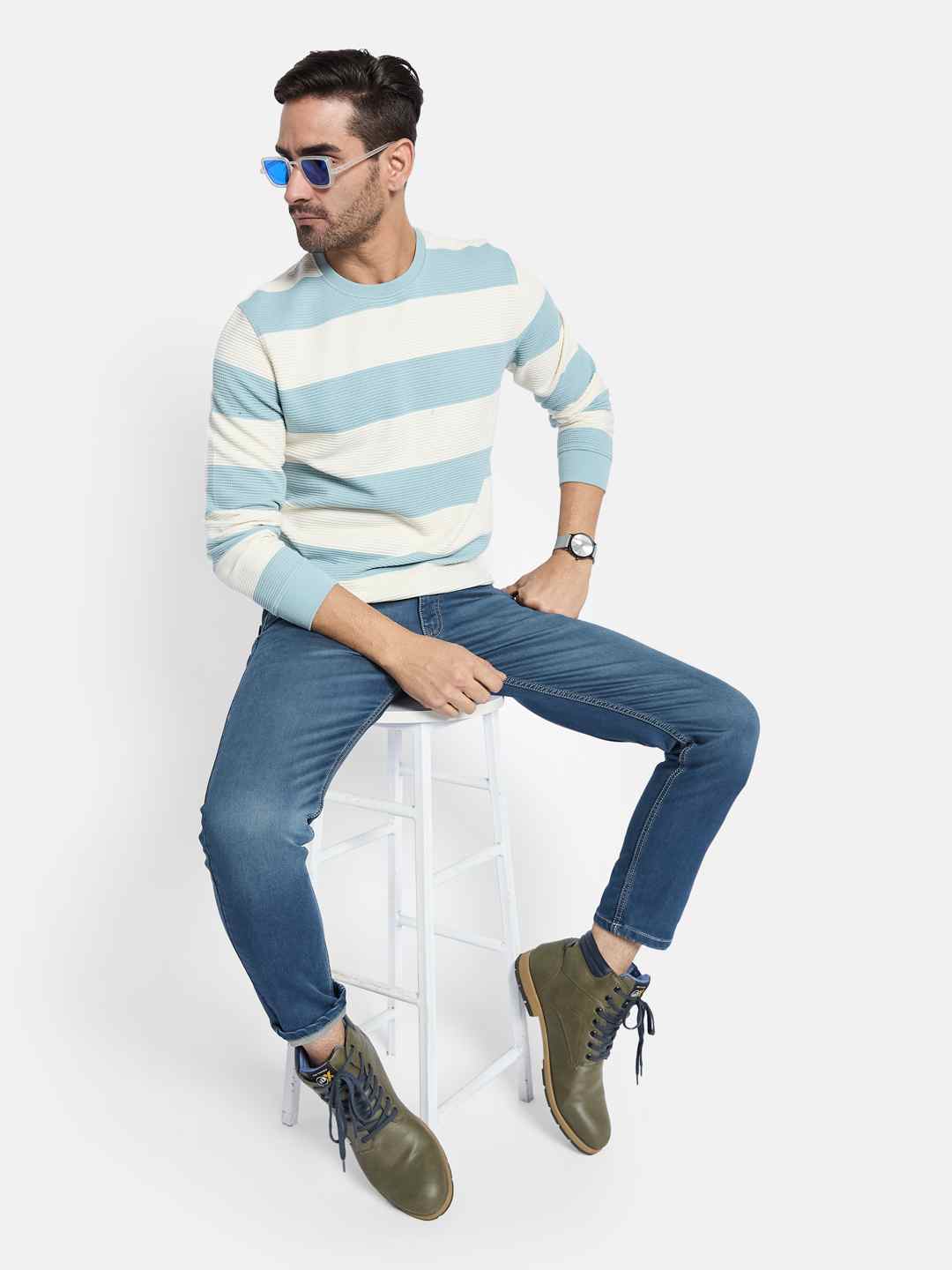 Octave Men Colourblocked Pullover Sweatshirt