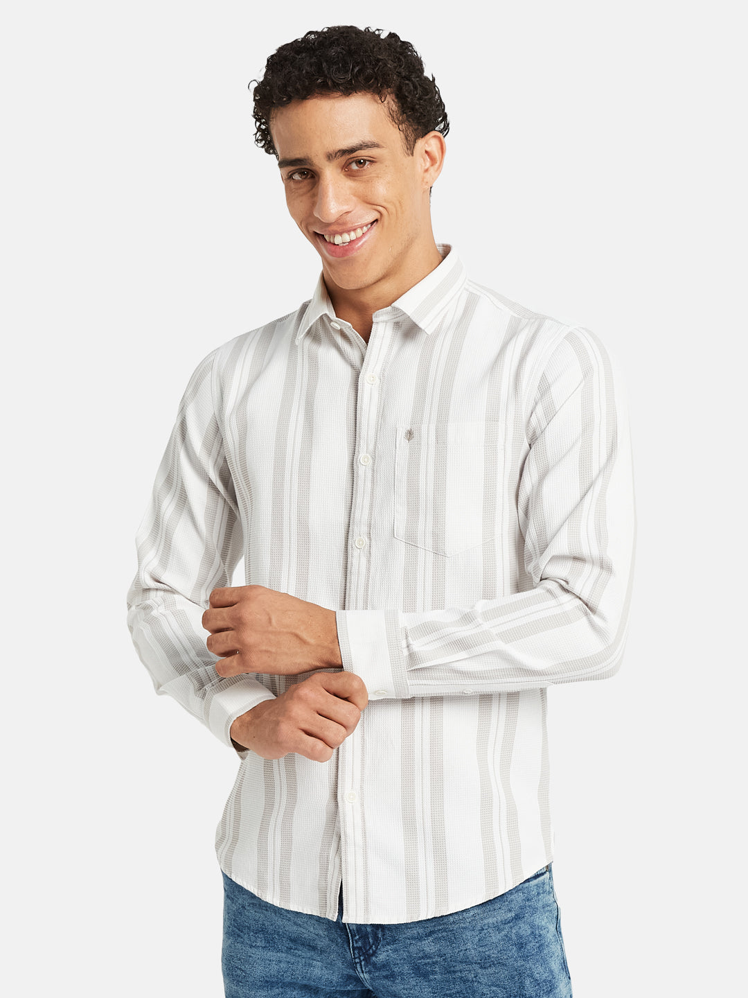 METTLE Men Vertical Striped Spread Collar Cotton Casual Shirt