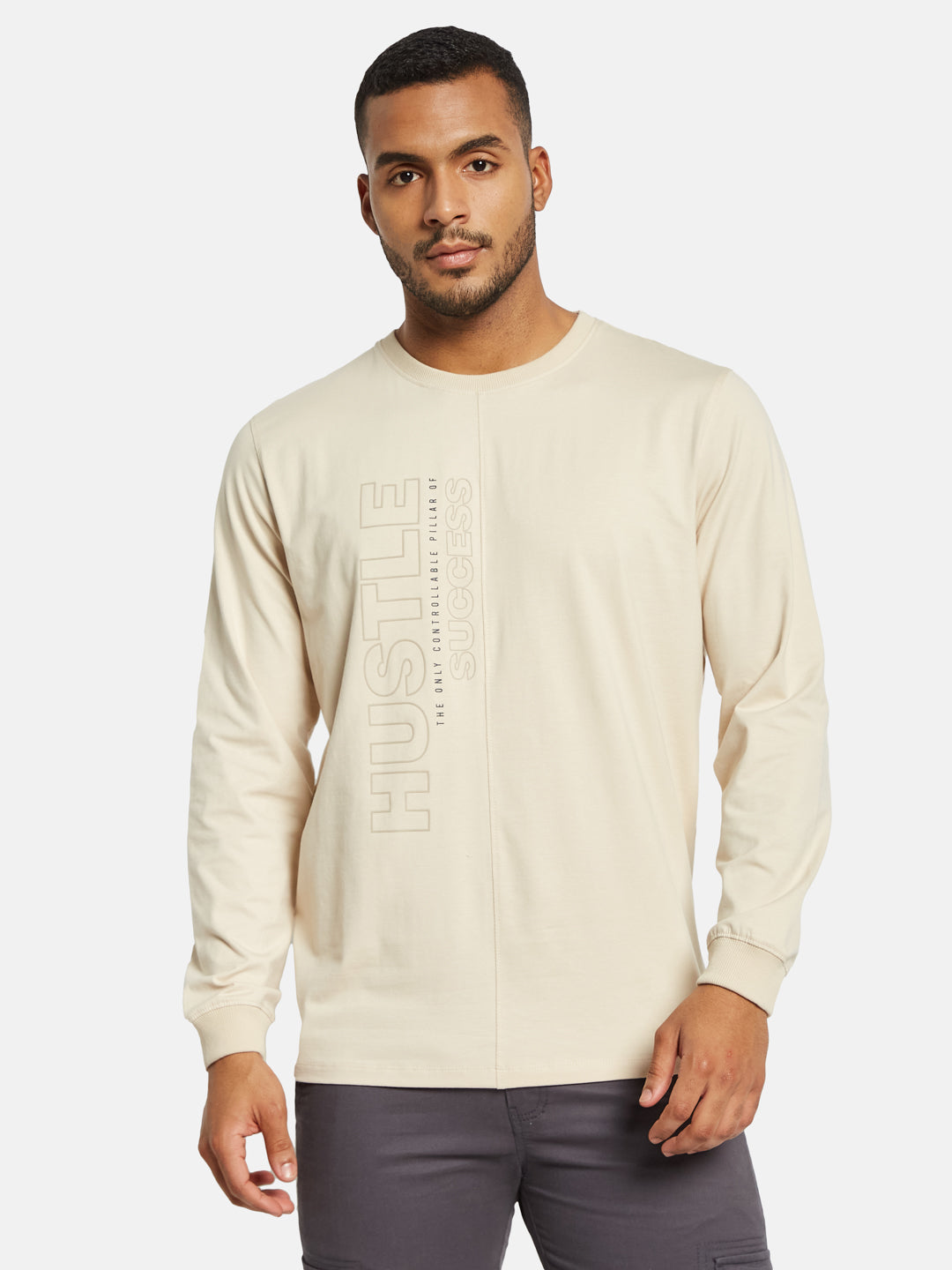 METTLE Men Printed Raw Edge T-shirt
