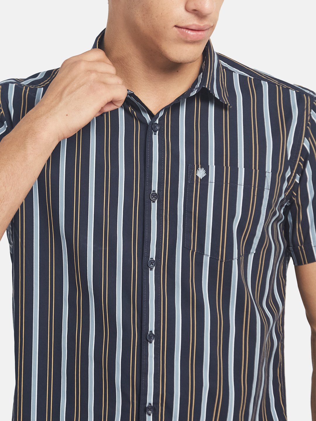 METTLE SS25 Vertical Striped Spread Collar Cotton Casual Shirt