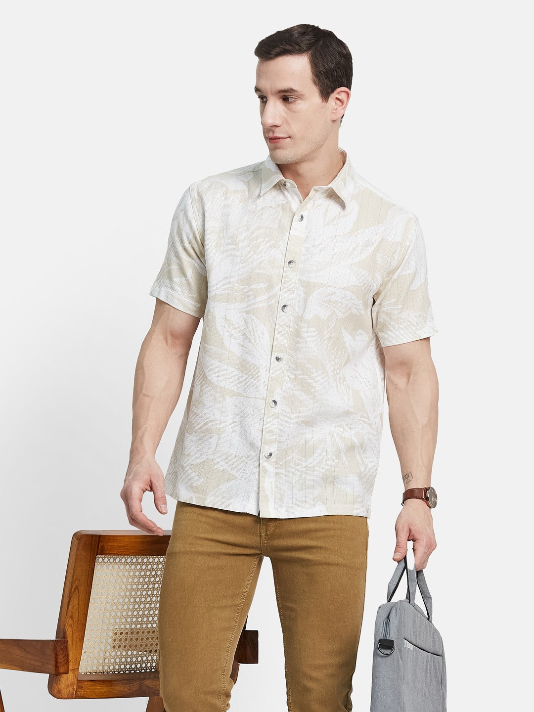 METTLE Men Spread Collar Floral Printed Cotton Casual Shirt