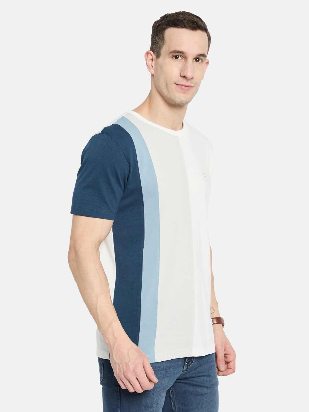 Octave Men Colourblocked T-shirt