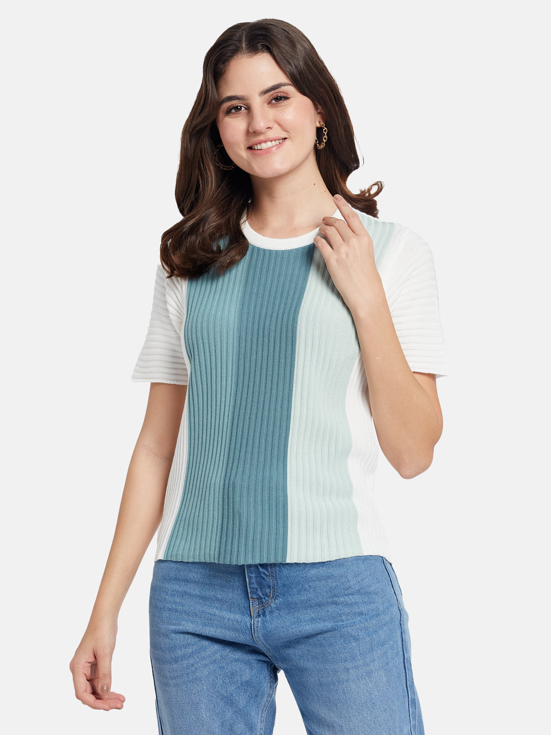 METTLE Women Colourblocked Pockets T-shirt