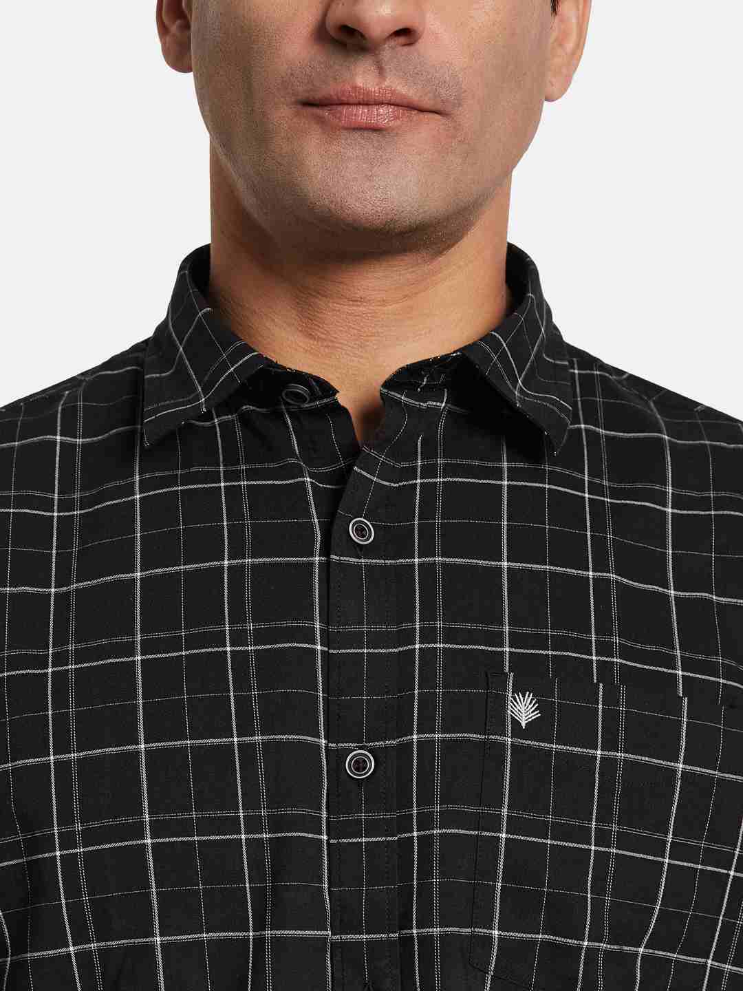 METTLE Men Opaque Checked Casual Shirt