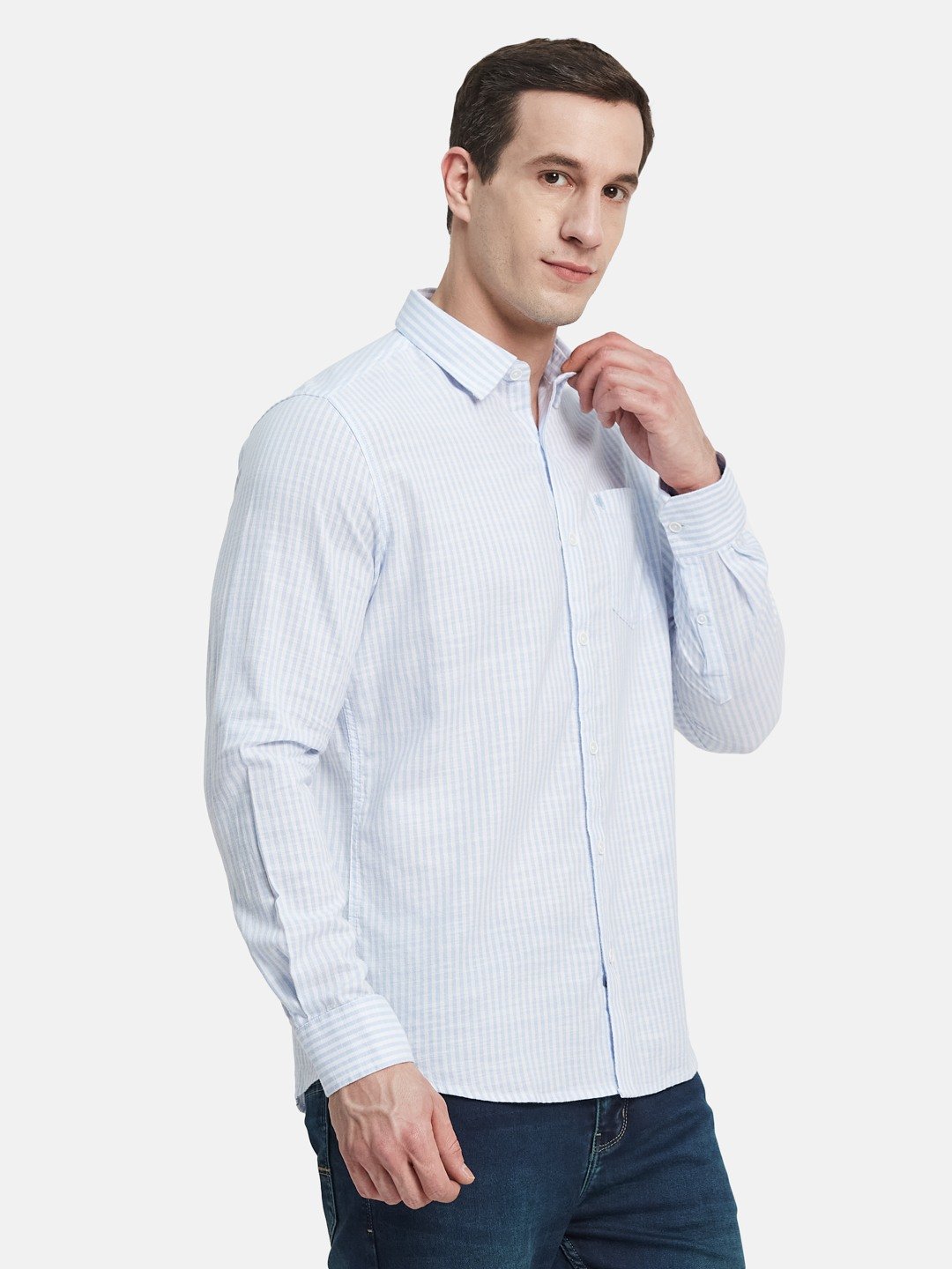 METTLE Men Spread Collar Vertical Striped Cotton Casual Shirt