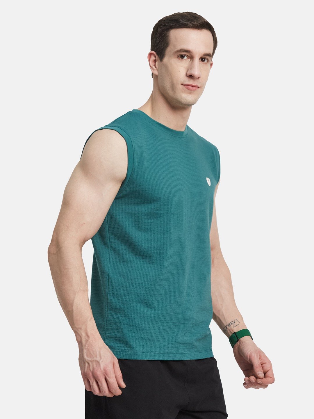 CORE ROUND NECK SHANDOW  SEER SUCKER T-SHIRT