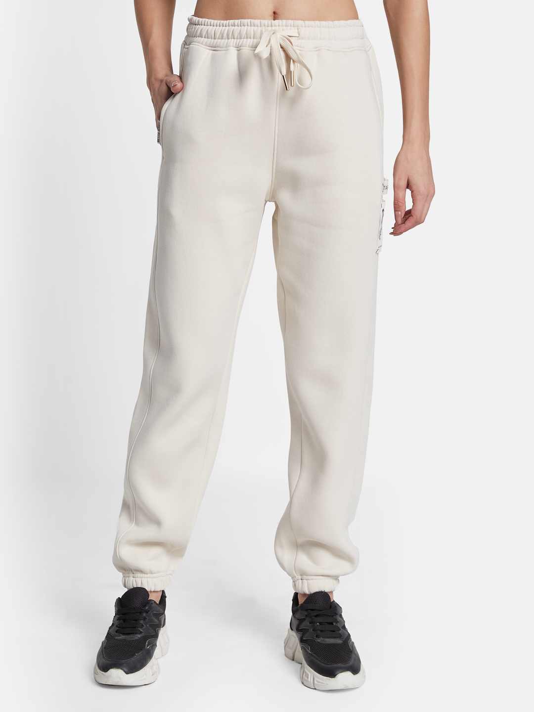 METTLE Women Mid Rise Fleece Joggers