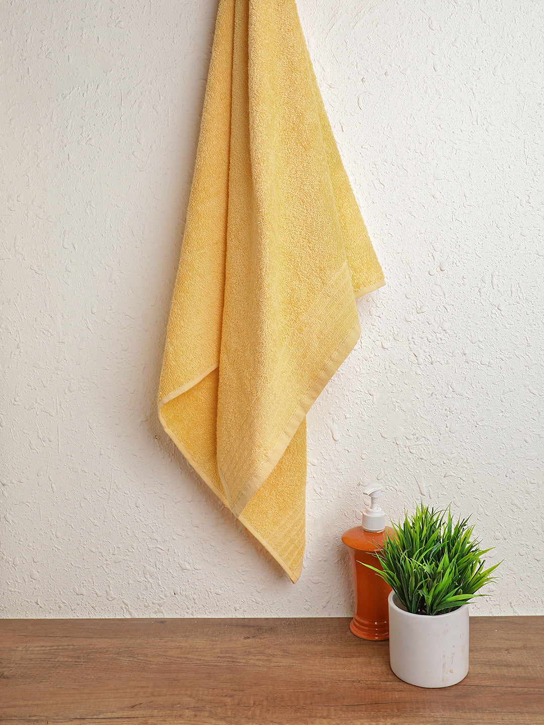 Premium Mango Bath Towel | Ultra-Soft Plush Terry Cloth, Highly Absorbent
