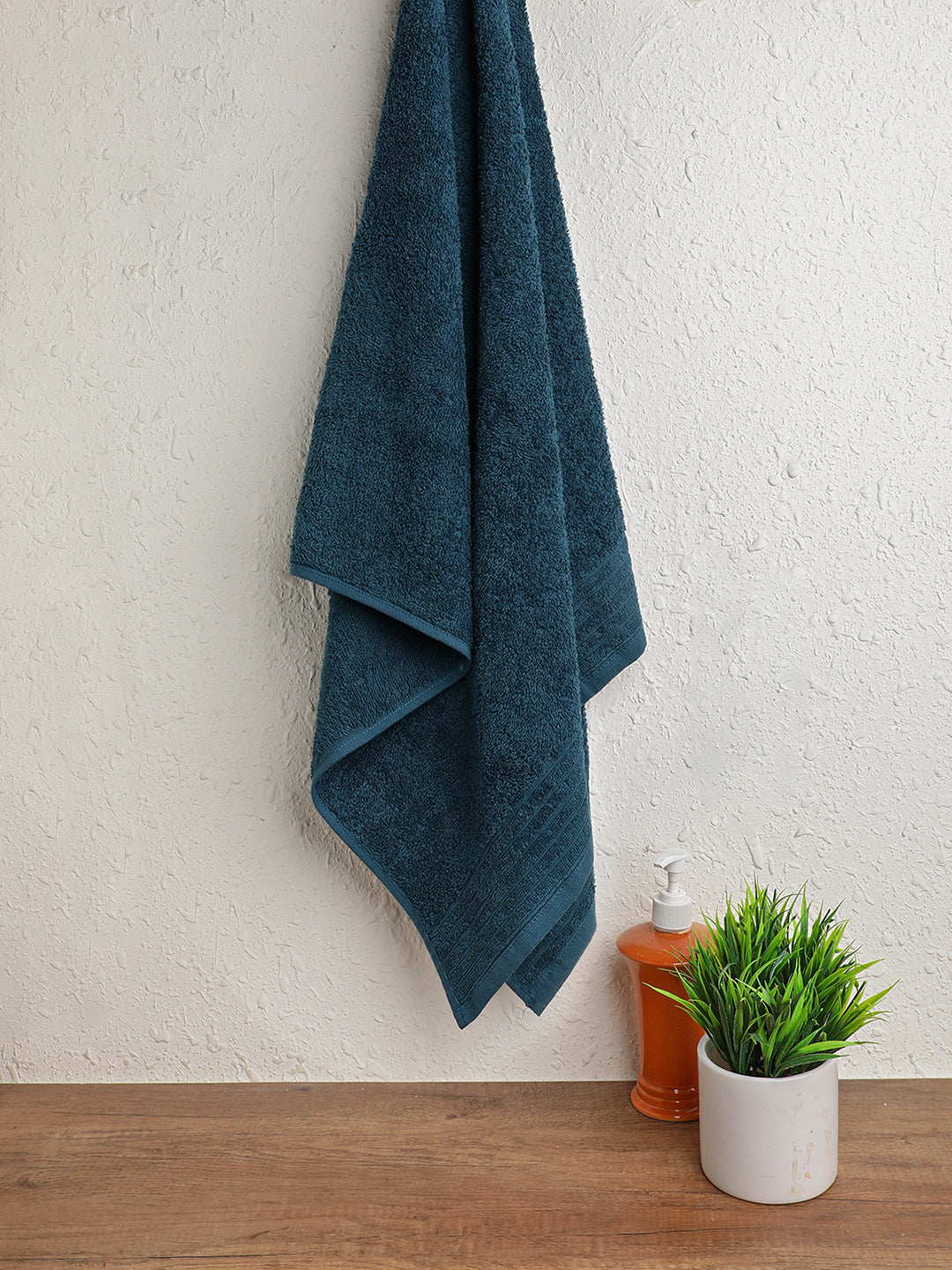 Premium Teal Bath Towel | Ultra-Soft Plush Terry Cloth, Highly Absorbent