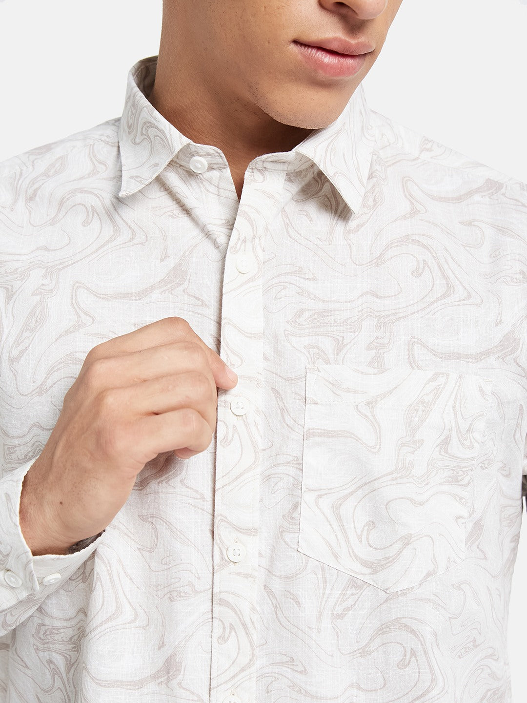METTLE Men Abstract Printed Spread Collar Cotton Casual Shirt