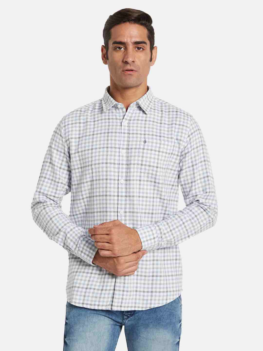 METTLE Men Opaque Checked Casual Shirt